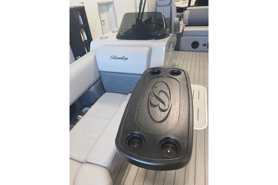 2026 Bentley Pontoons Elite 223 Swingback interior with seating and table.