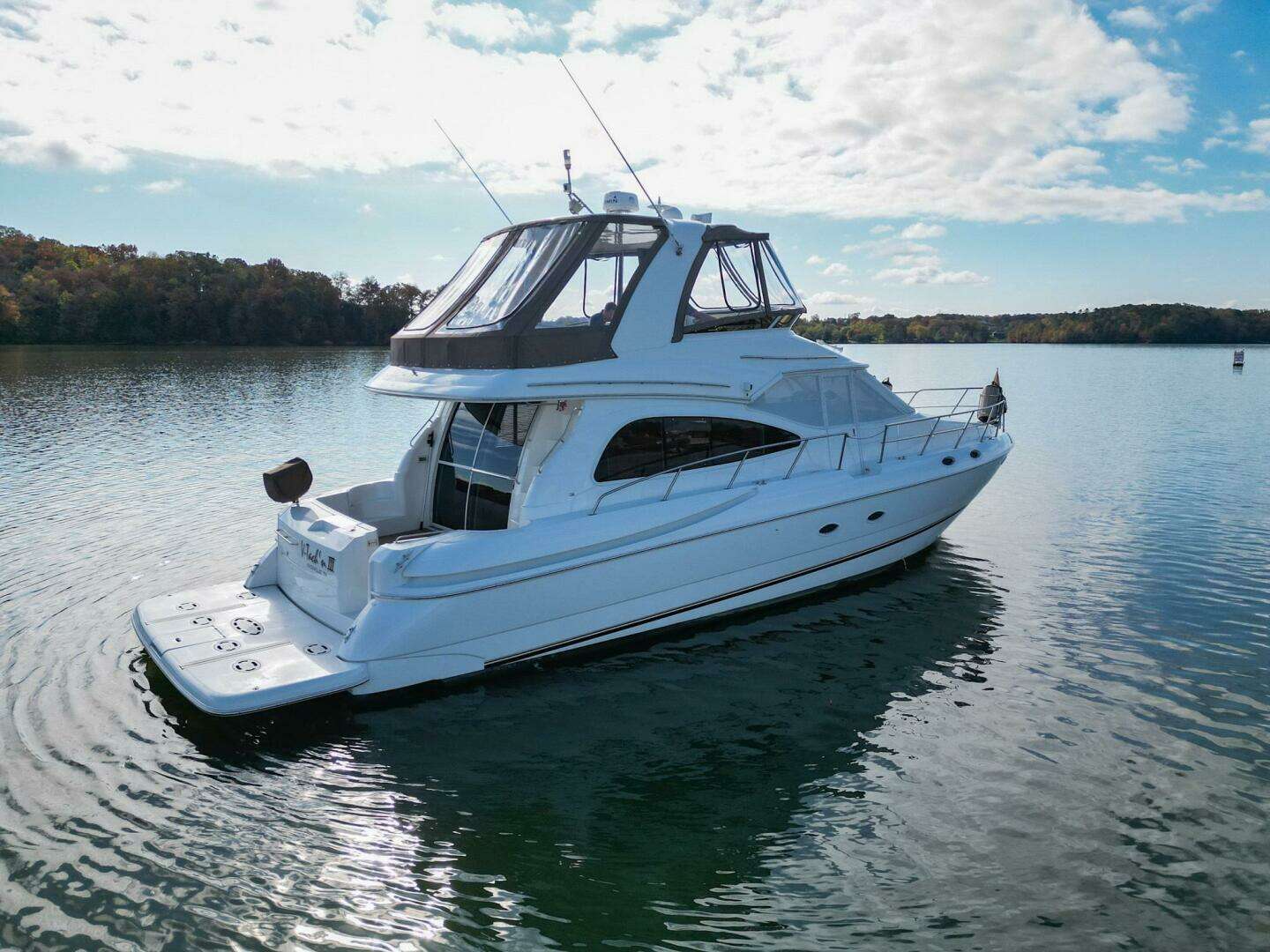 2002 Cruisers Yachts 5000 Sedan Sport - Image 8