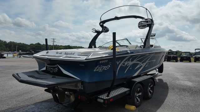 2014 Tigé RZ2 - 5