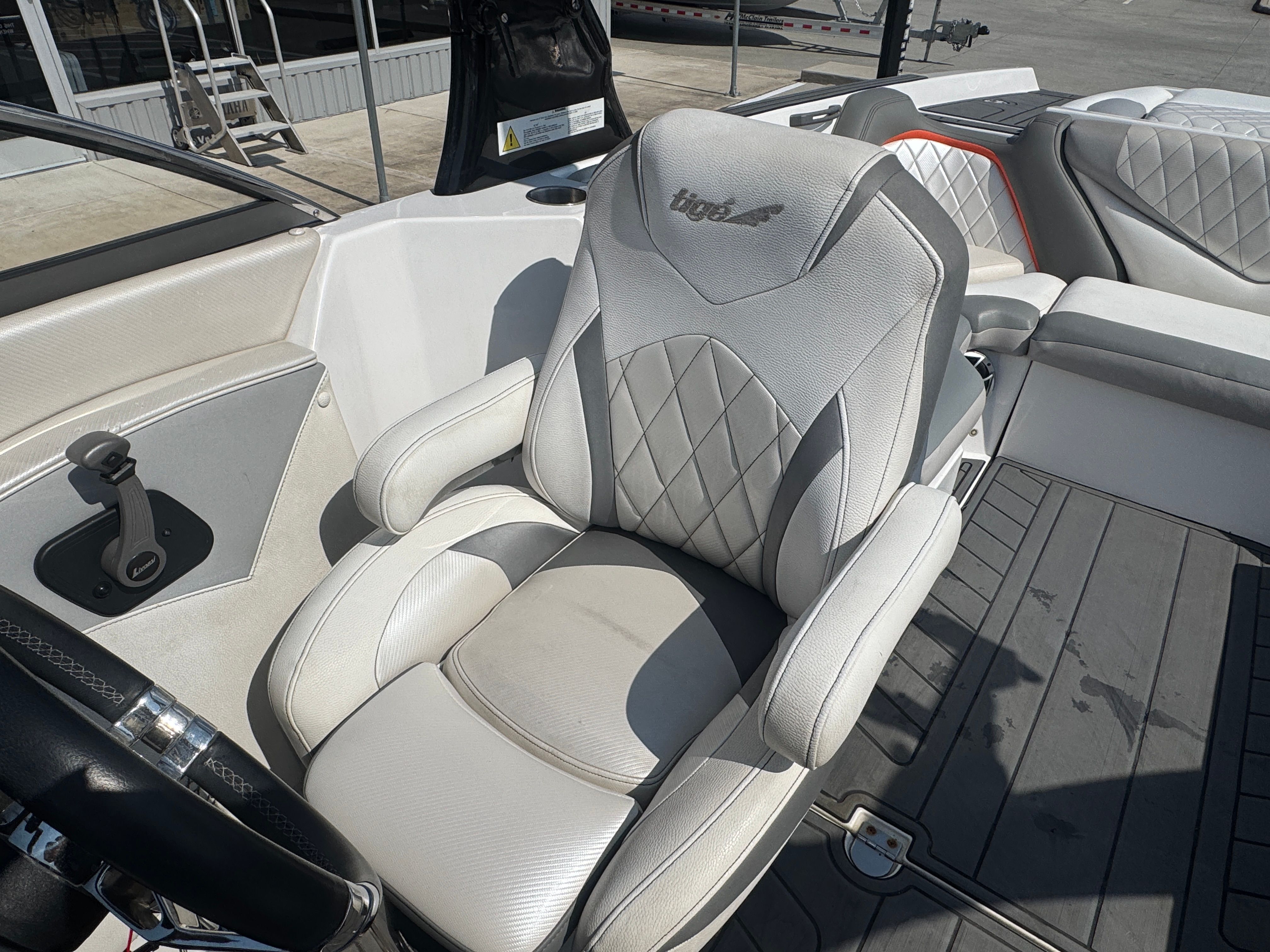 2015 Tigé RZ4 - 38
