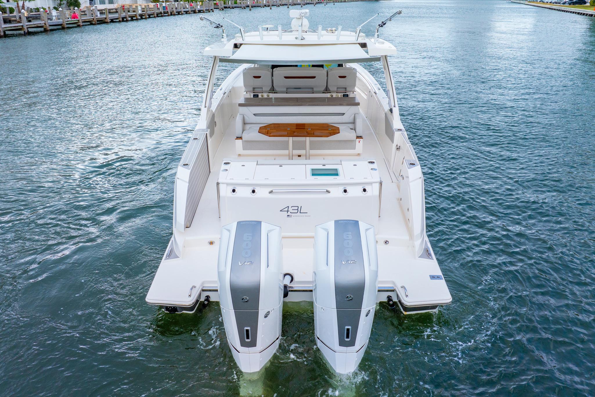 2024 Tiara Yachts 43 LS