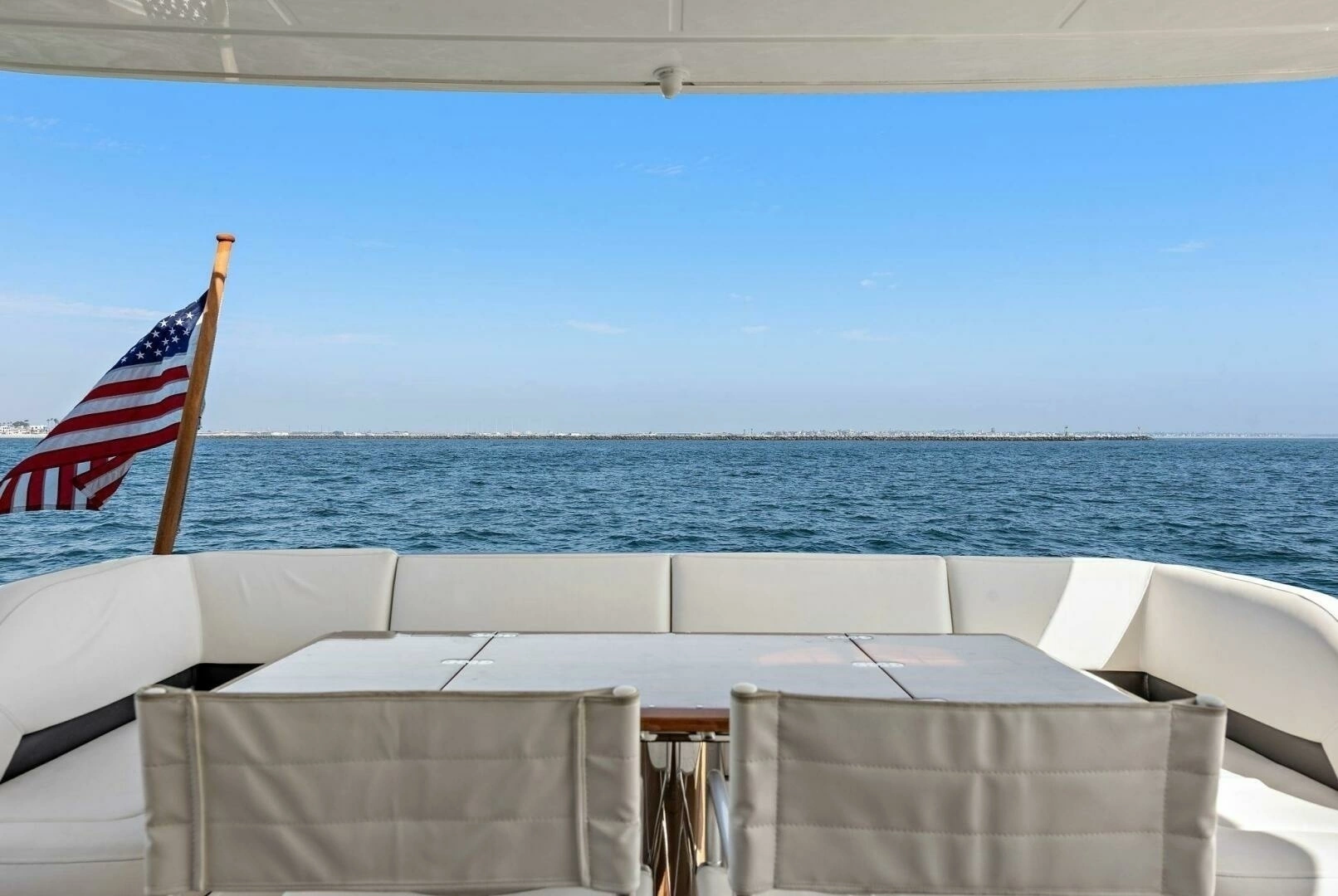 2015 Princess 72 Motoryacht - Image 17