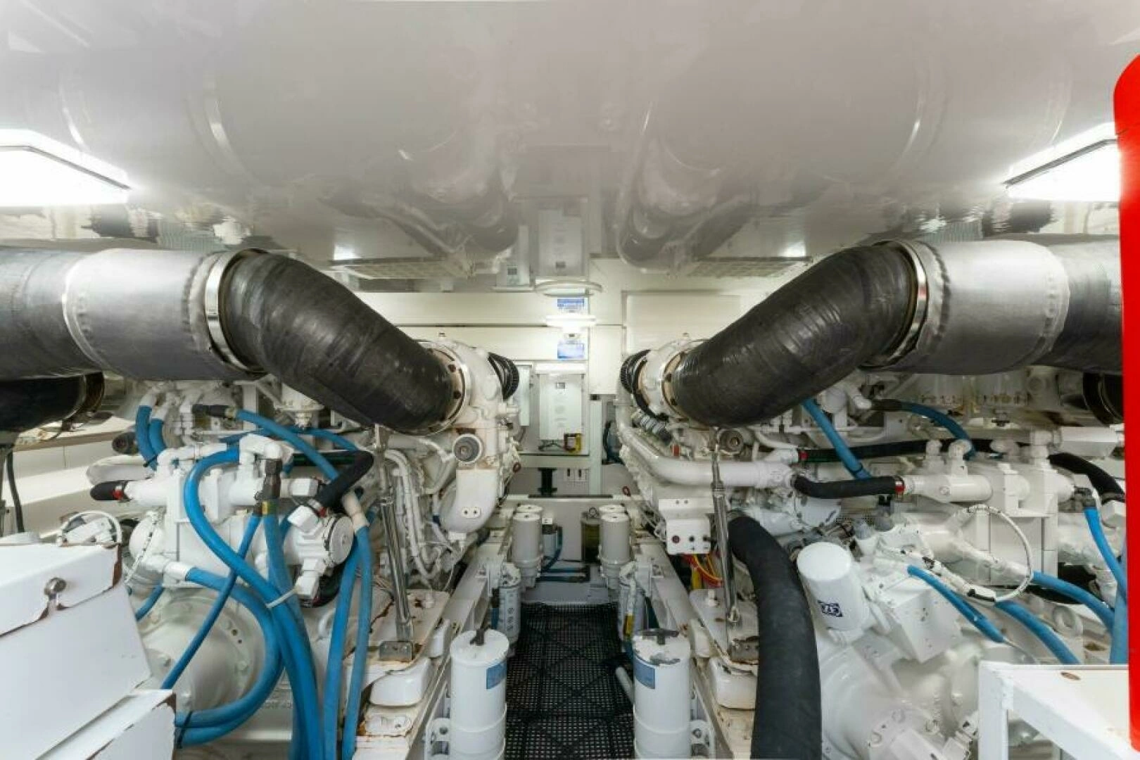2009 Viking 45 Open - Image 17