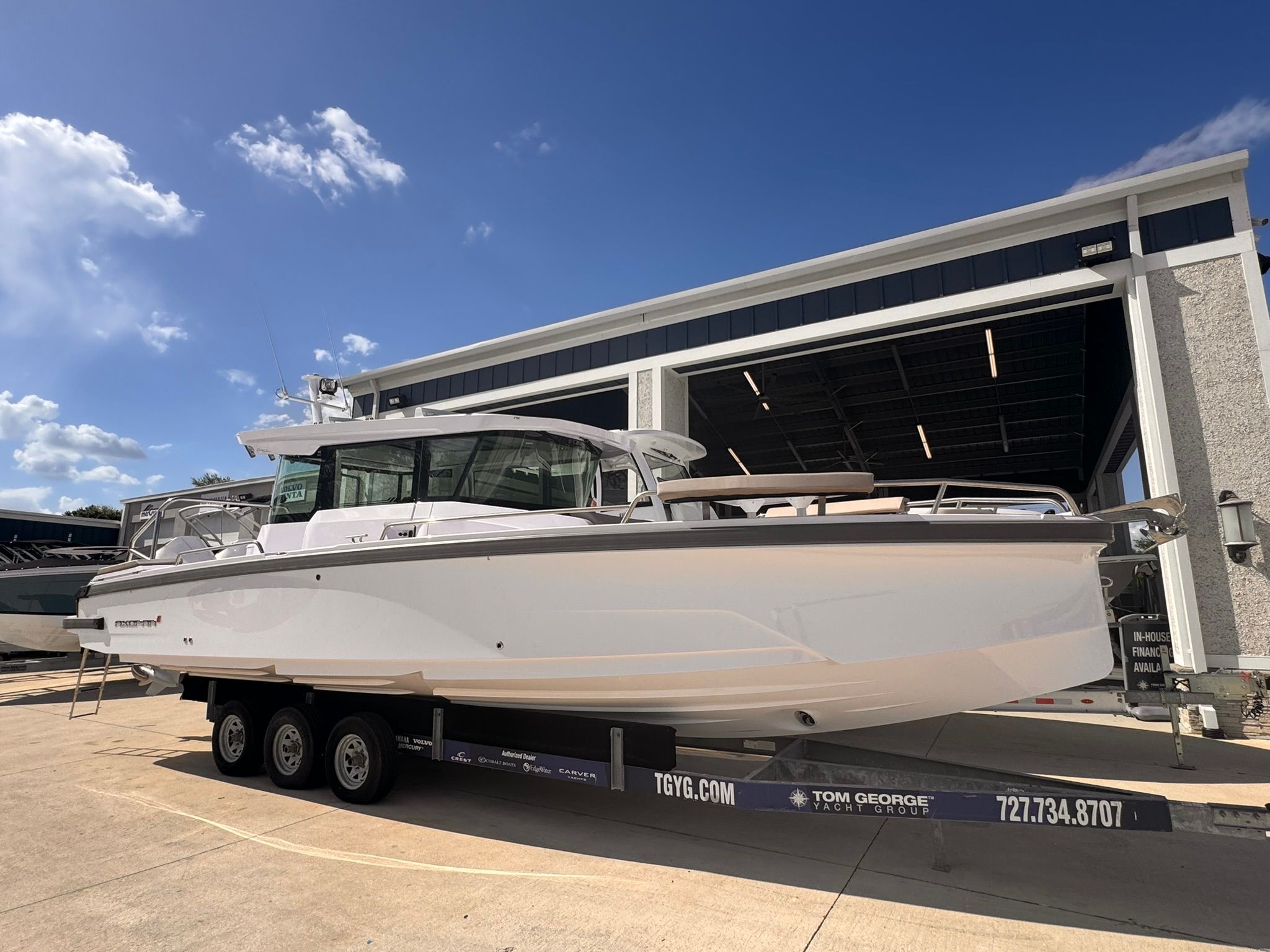 2026 Axopar 29 XC Cross Cabin