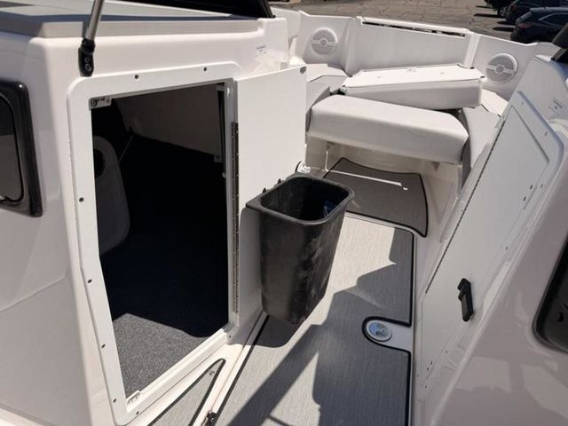 2026 Yamaha Boats SX220 - 22