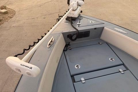 2019 Metal Shark 28 CC boat with Minn Kota trolling motor on deck.