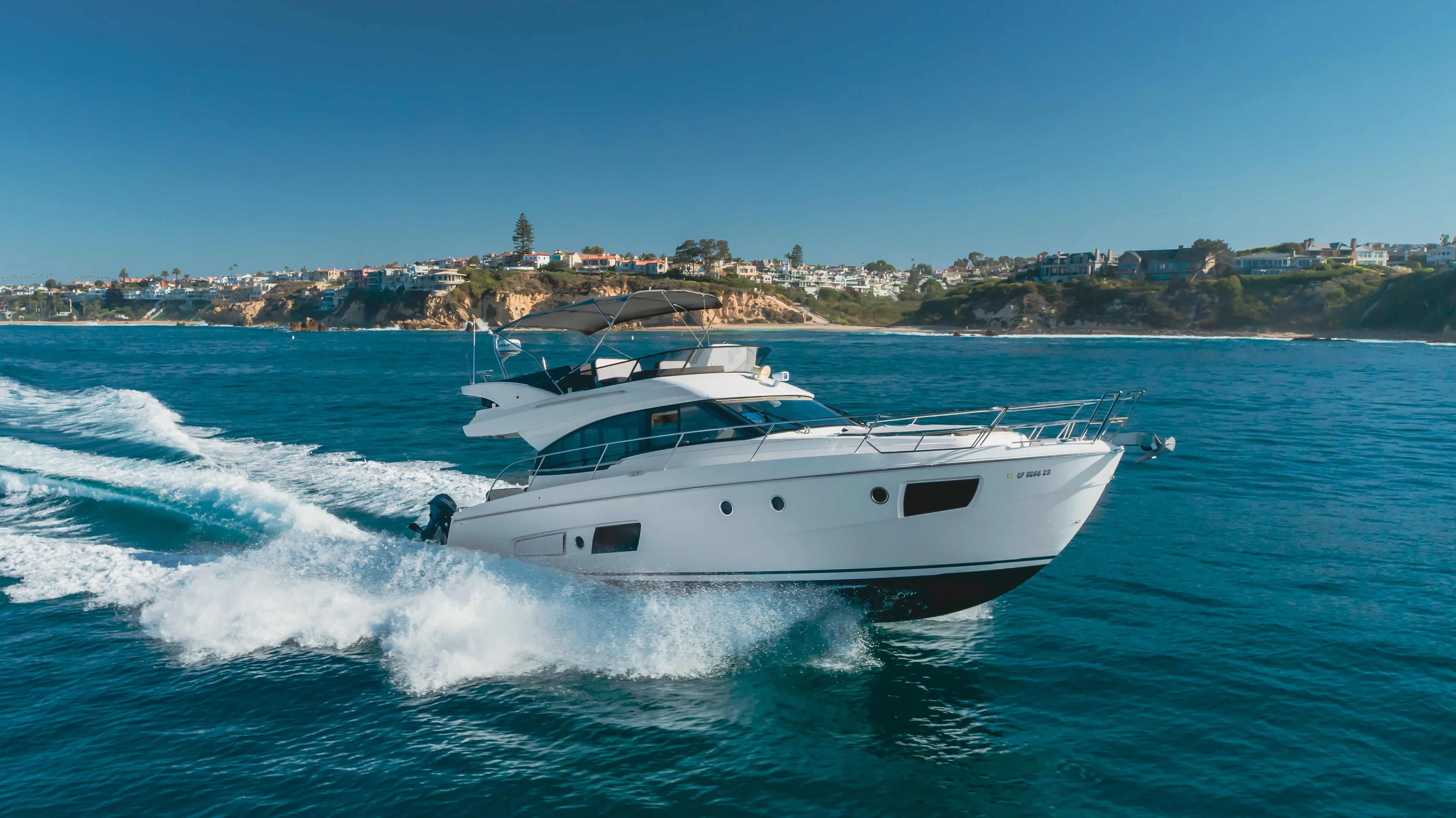 2019 Bavaria Virtess 420 - 5