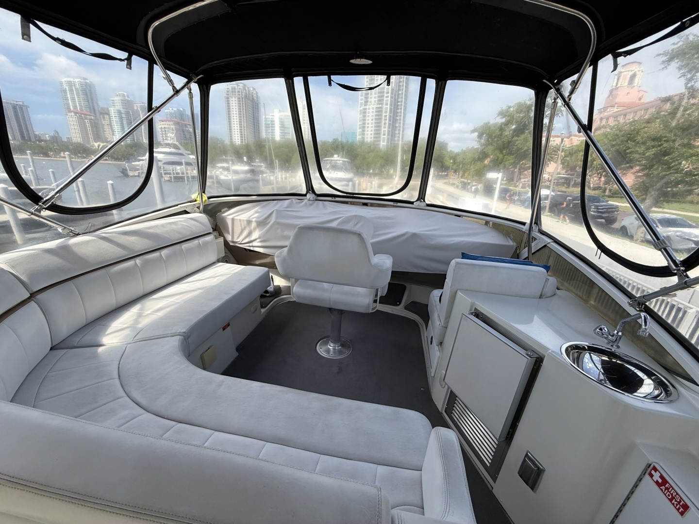 2006 Carver 44 CMY - Image 47