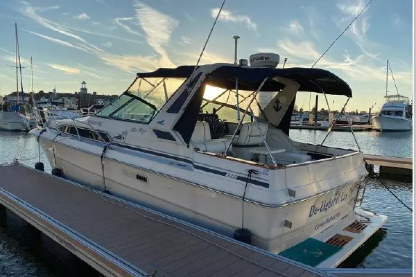1988 Sea Ray 340 Express Cruiser