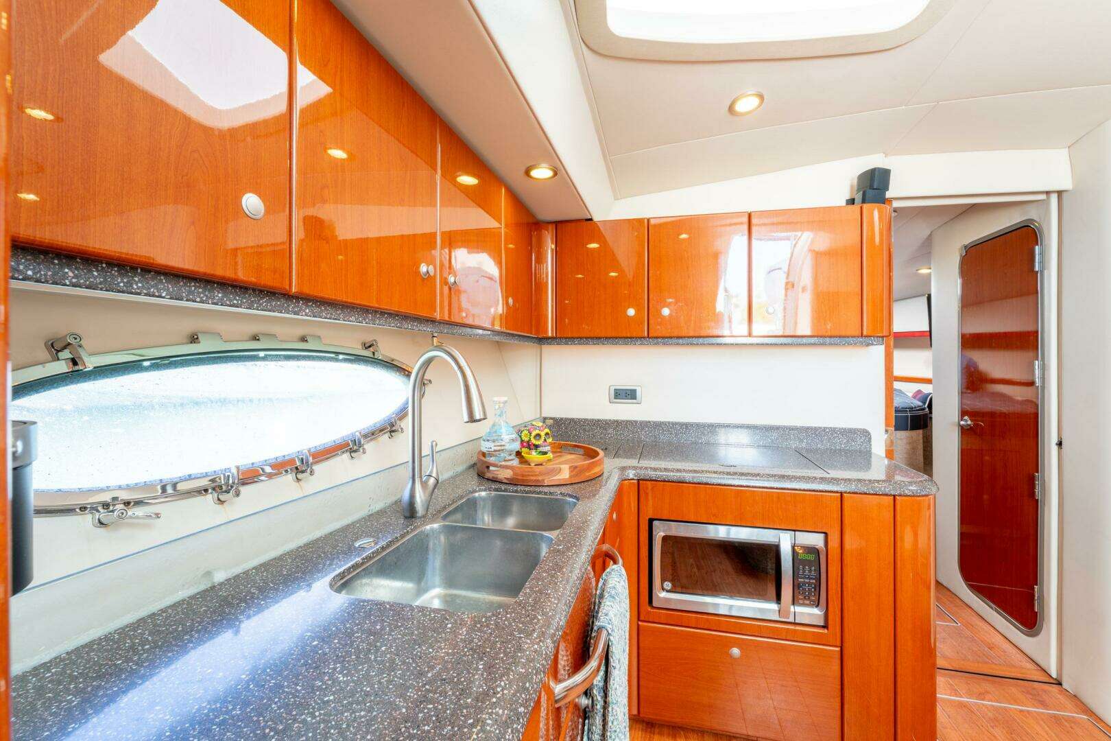 2007 Formula 45 Yacht - Image 76