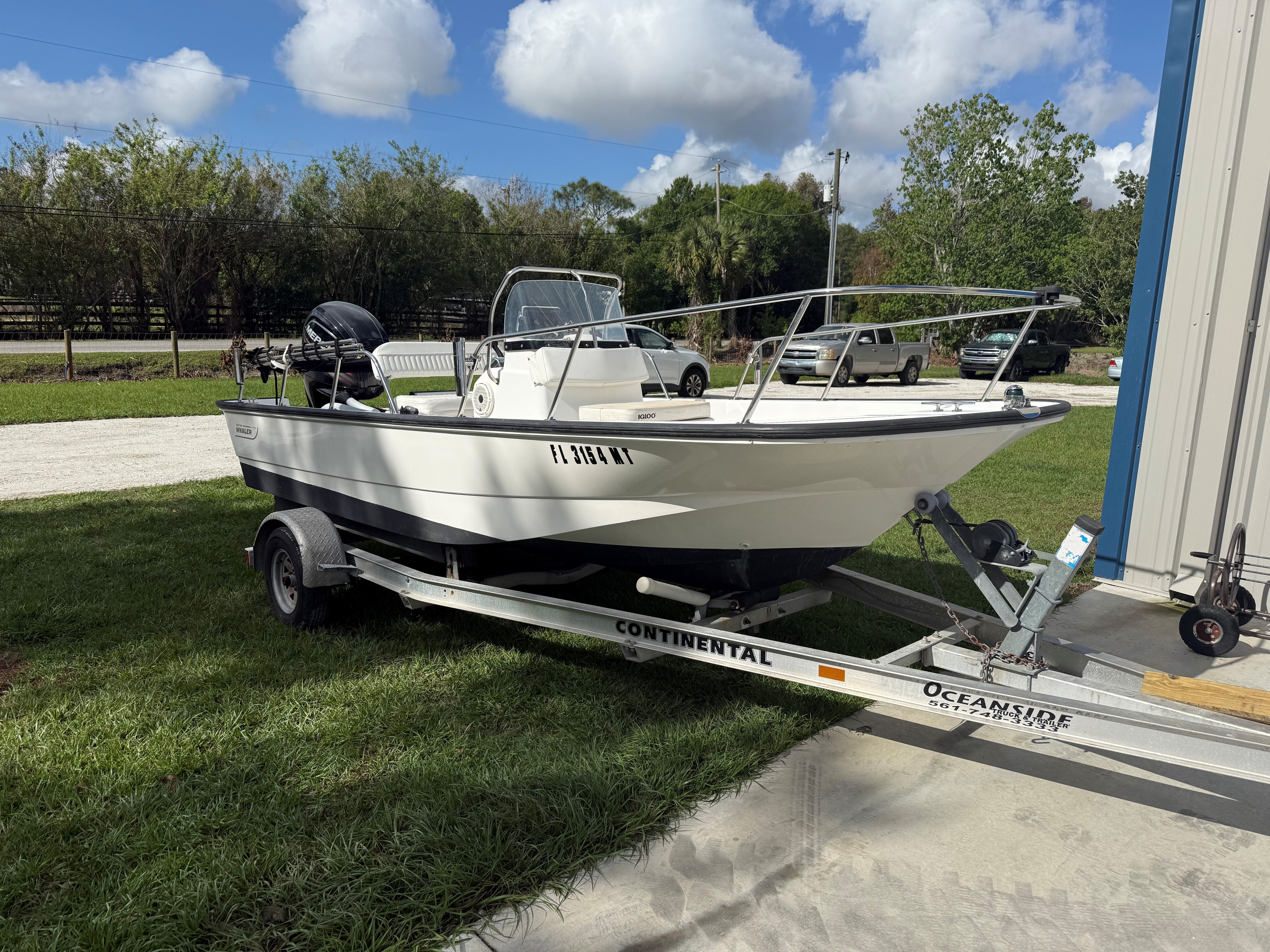 2004 Boston Whaler 170 Montauk