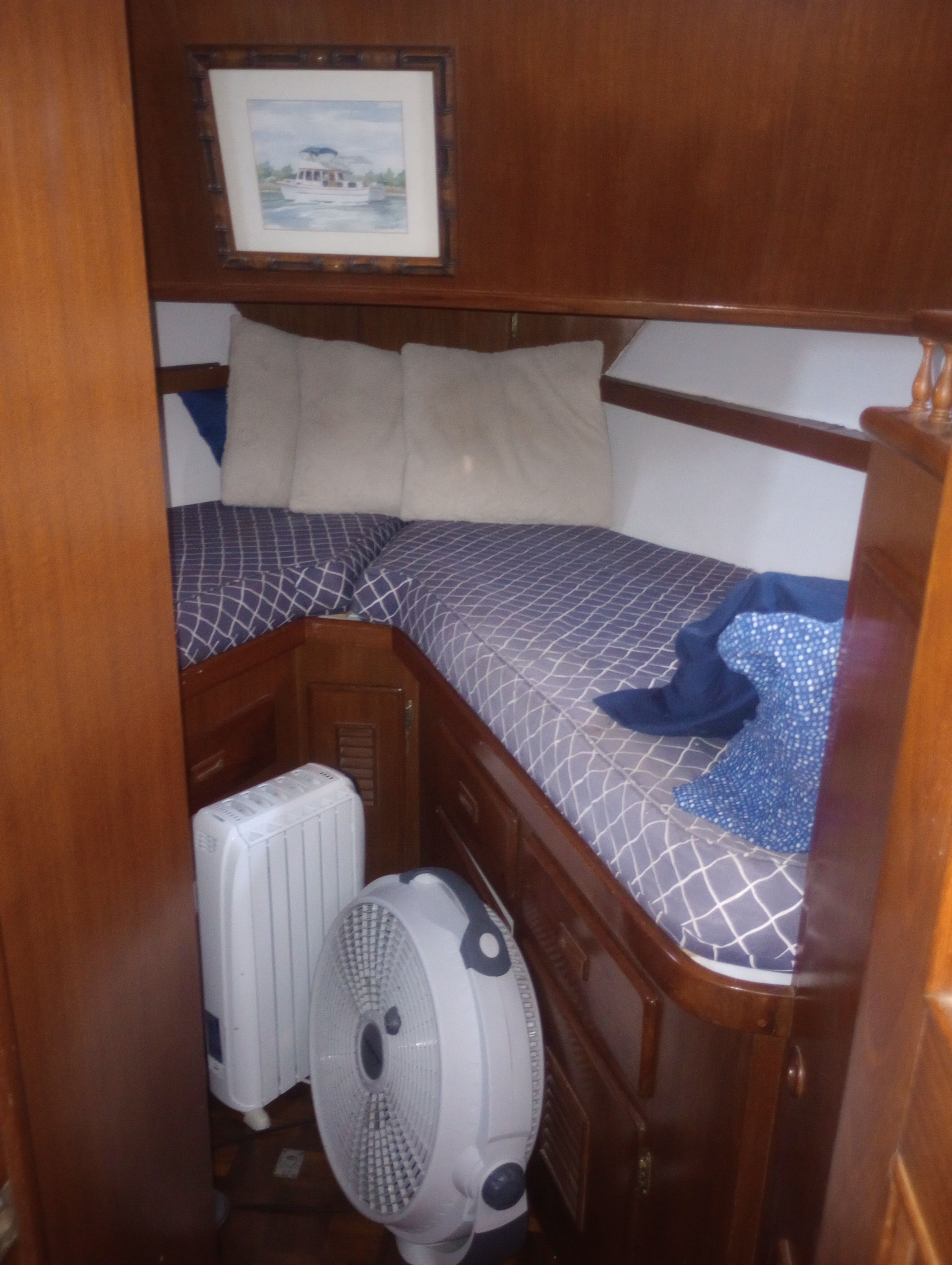 1981 Marine Trading 44 Double Cabin - 35