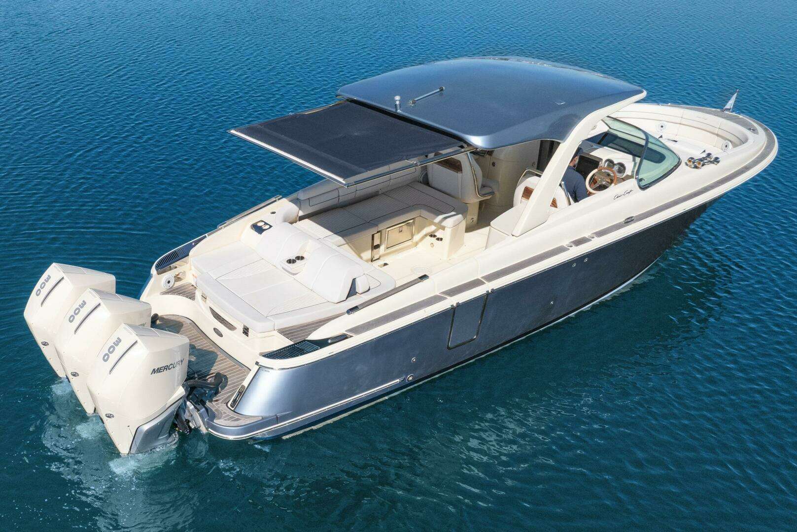 2021 Chris-Craft Launch 35 GT OB - Image 6