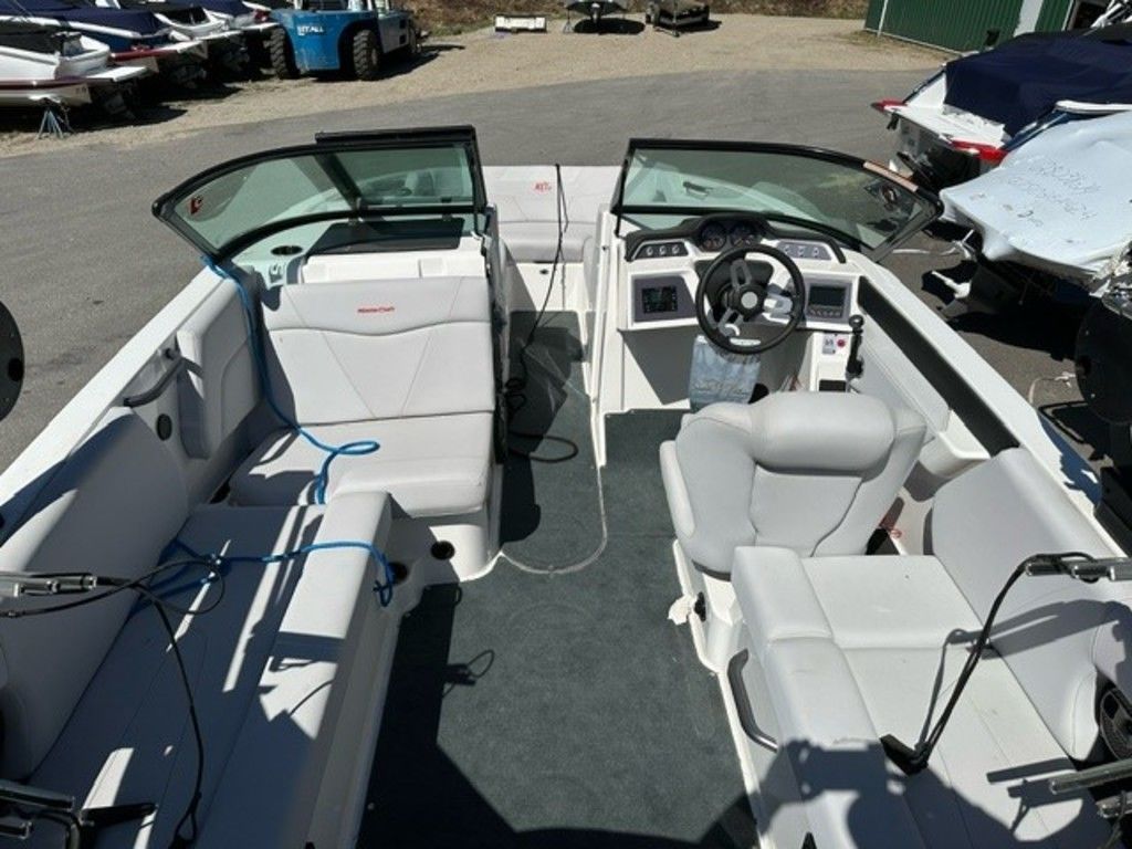 2020 MasterCraft NXT22 - 7