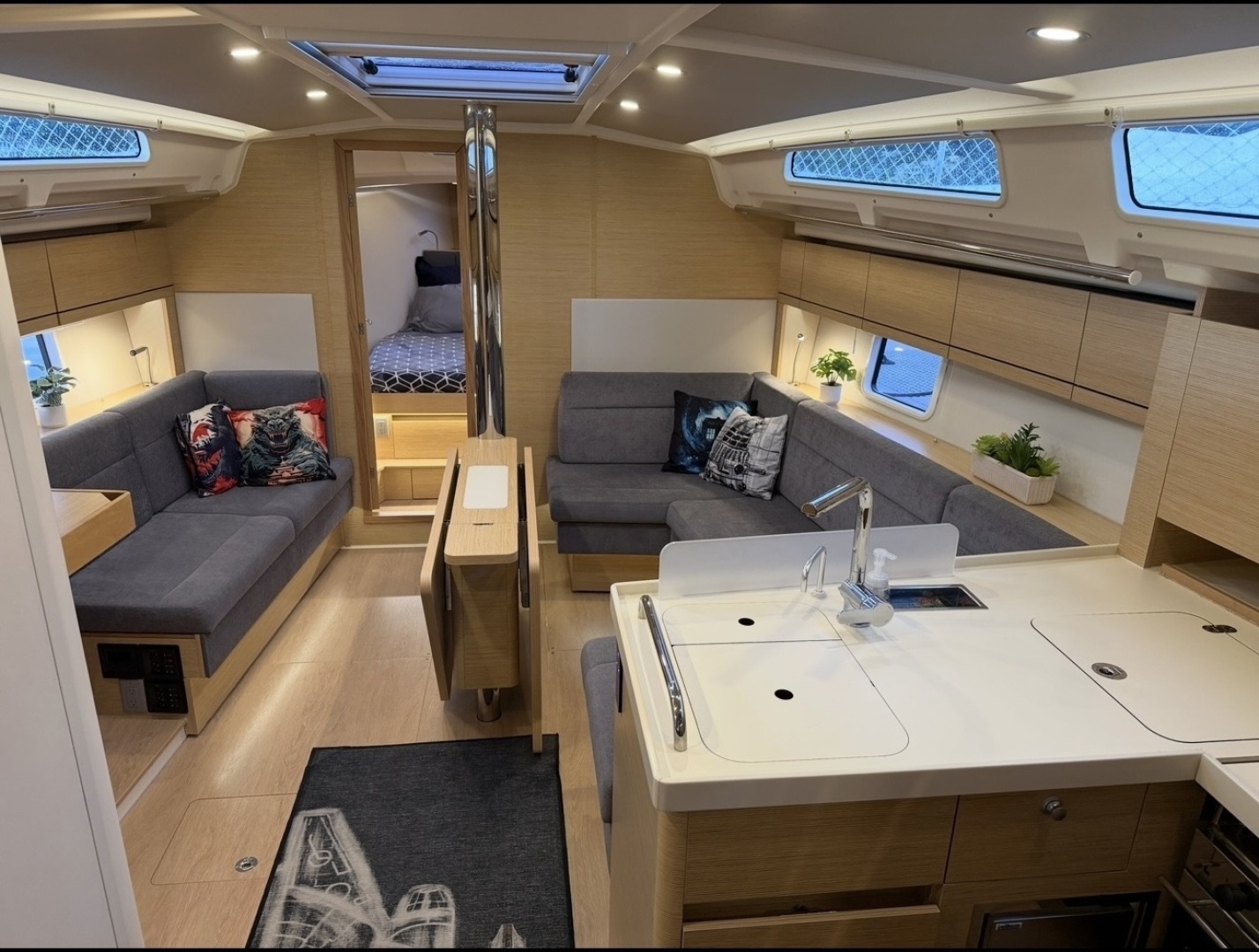 2022 Hanse 418 - Image 18