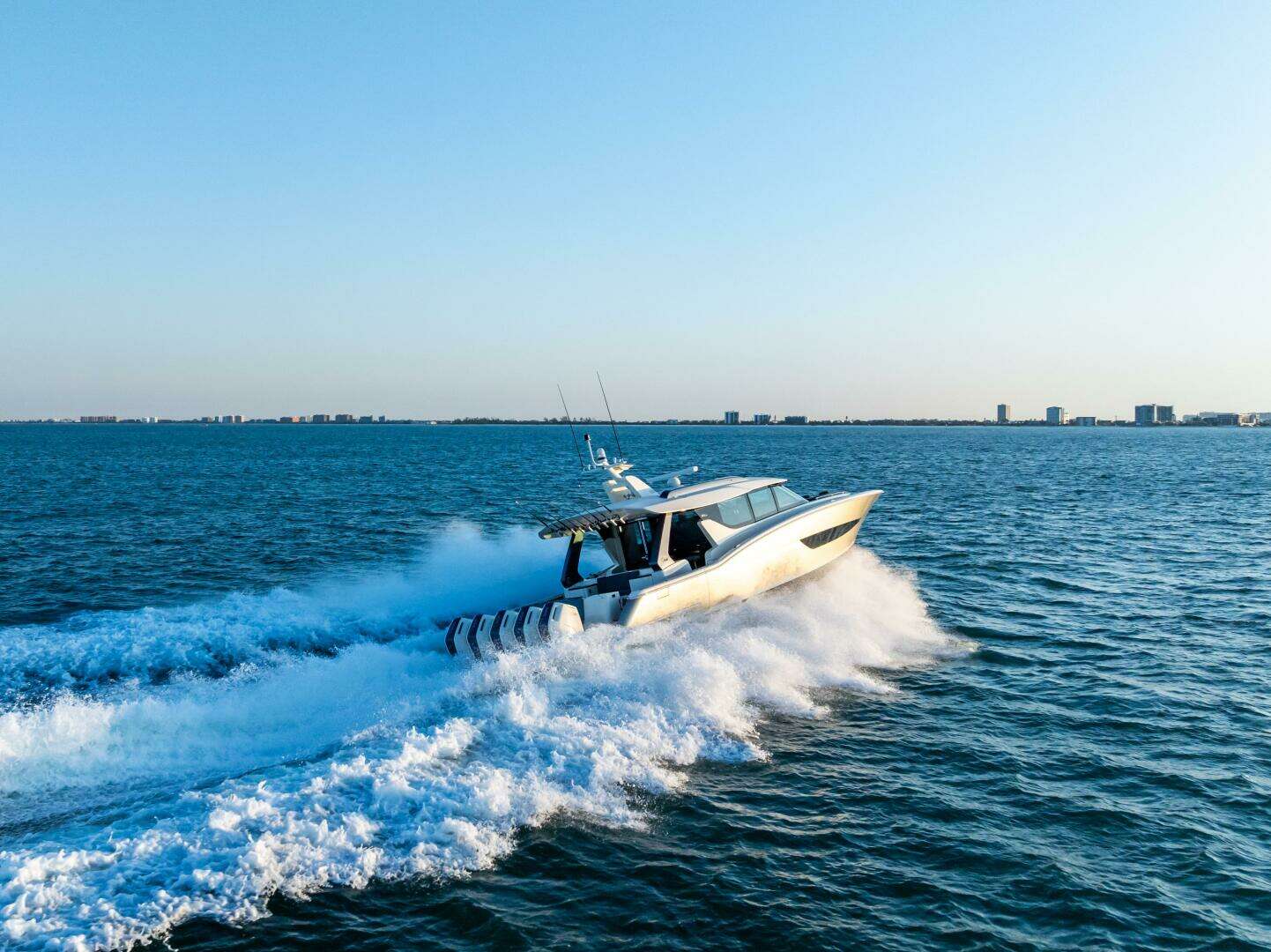 2026 Scout 670 LXS - Image 4