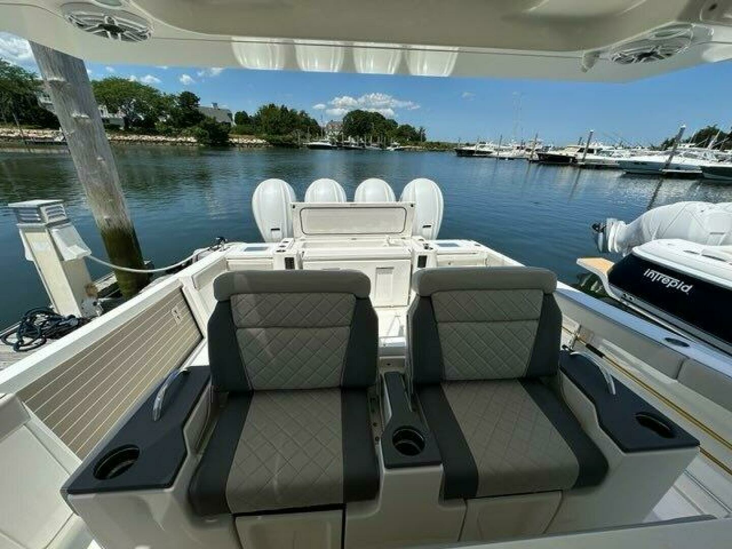 2021 Pursuit 428 Sport - Image 28