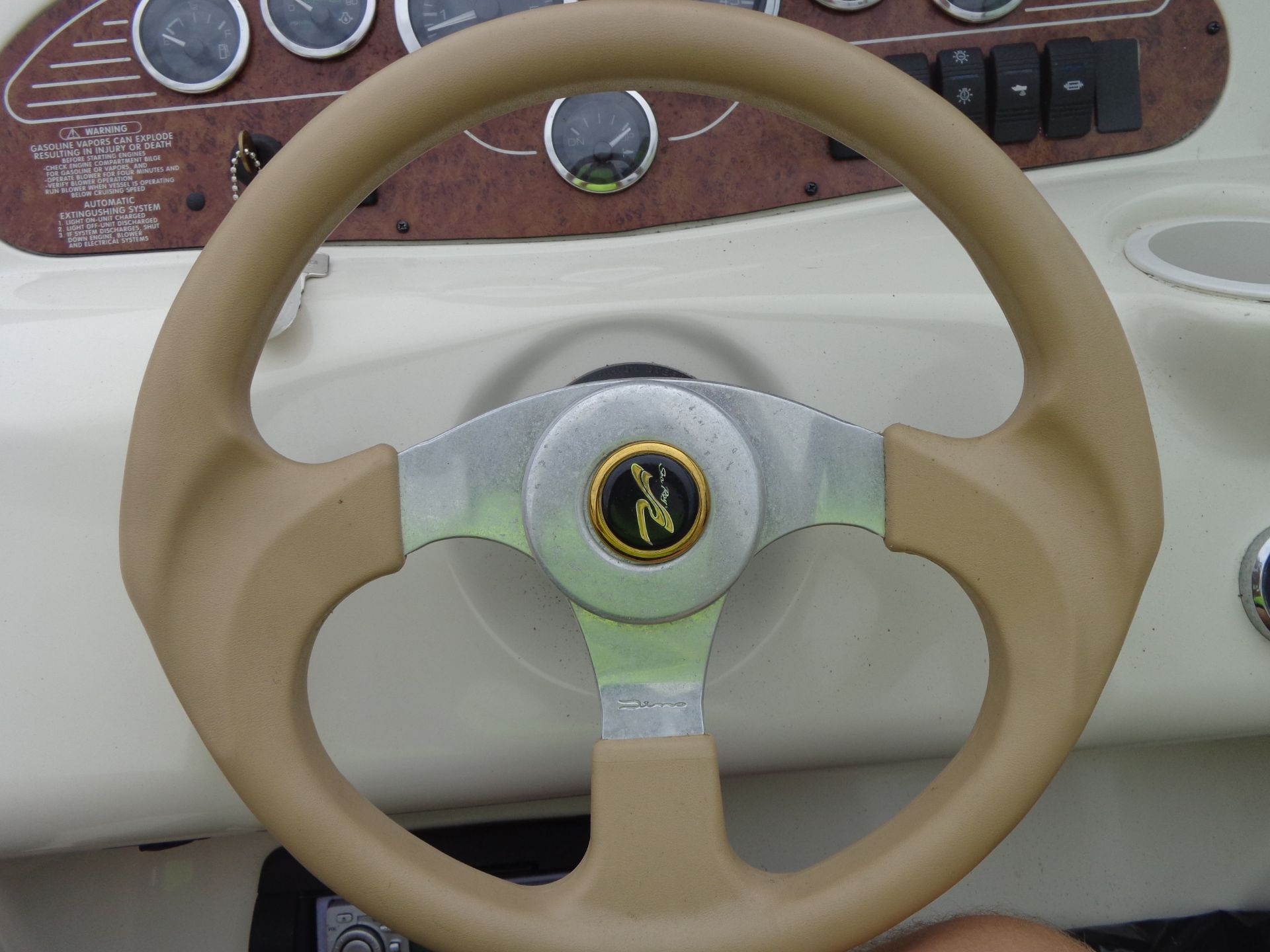 1999 Sea Ray Express Cruiser - 26