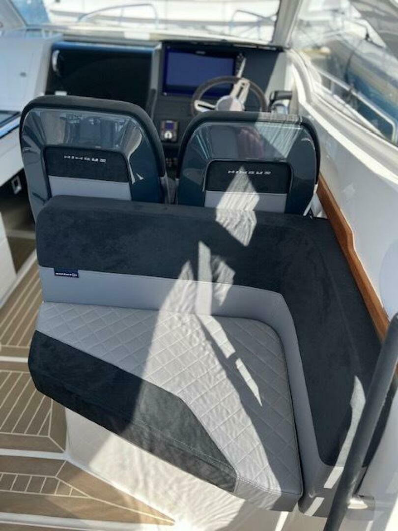 2023 Nimbus W9 - Image 30