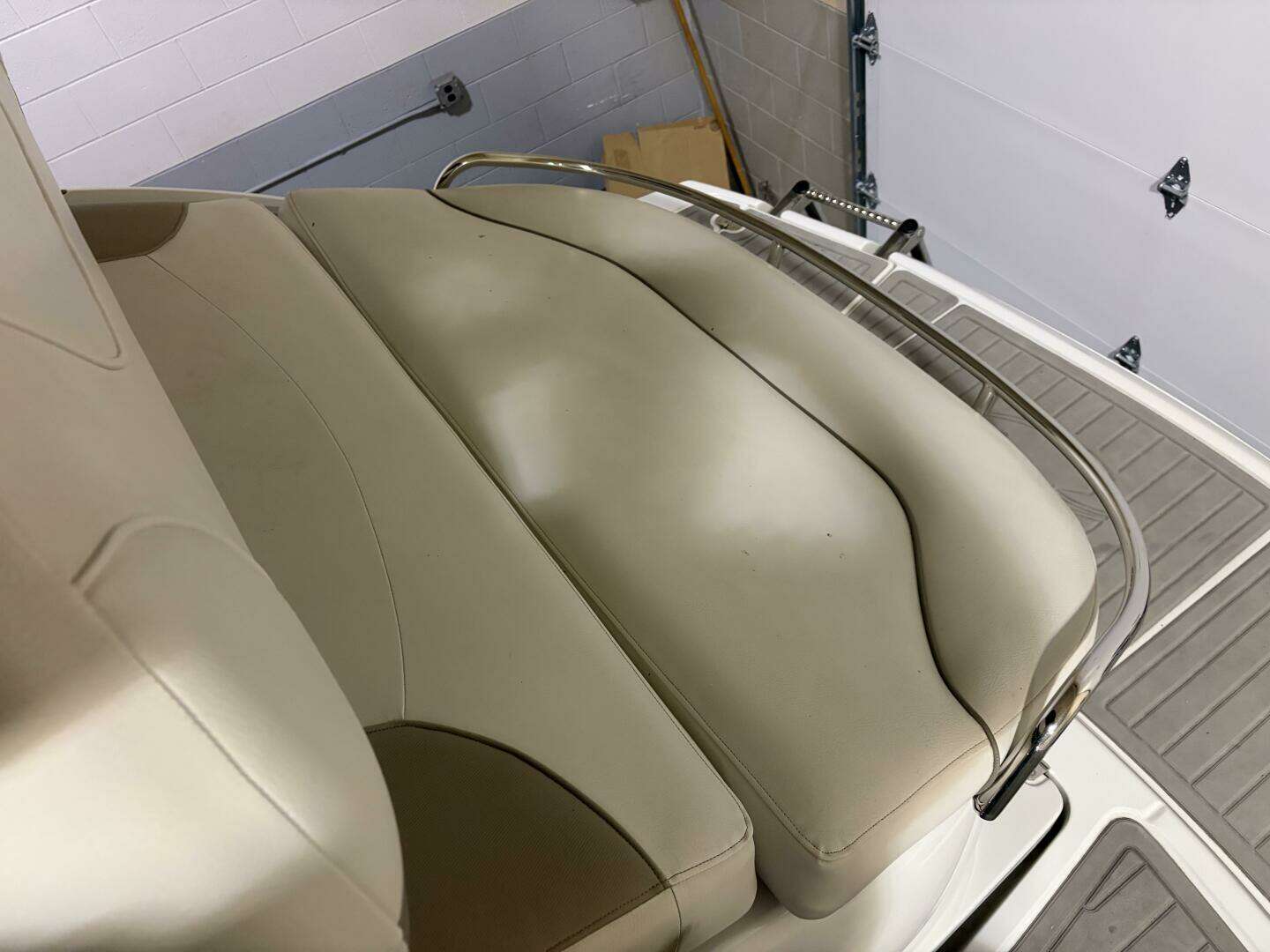 2019 Crownline 264 CR - Image 8
