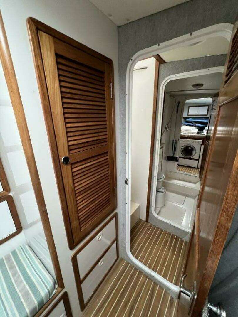 1997 Manta 40 - Image 47