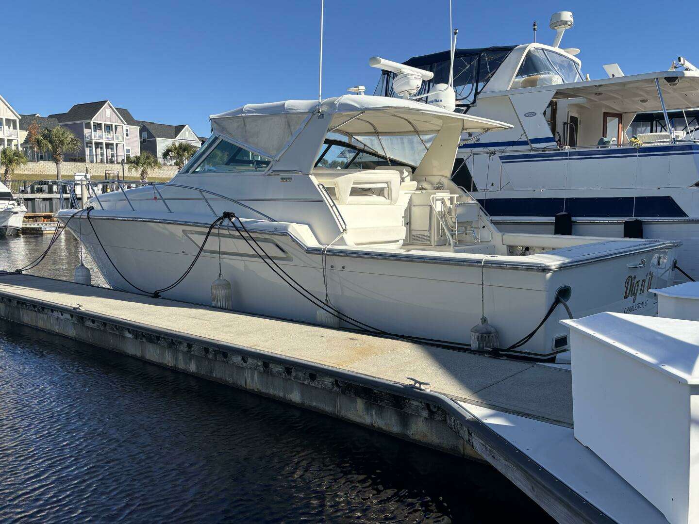 1993 Tiara Yachts 4300 Convertible - Image 8
