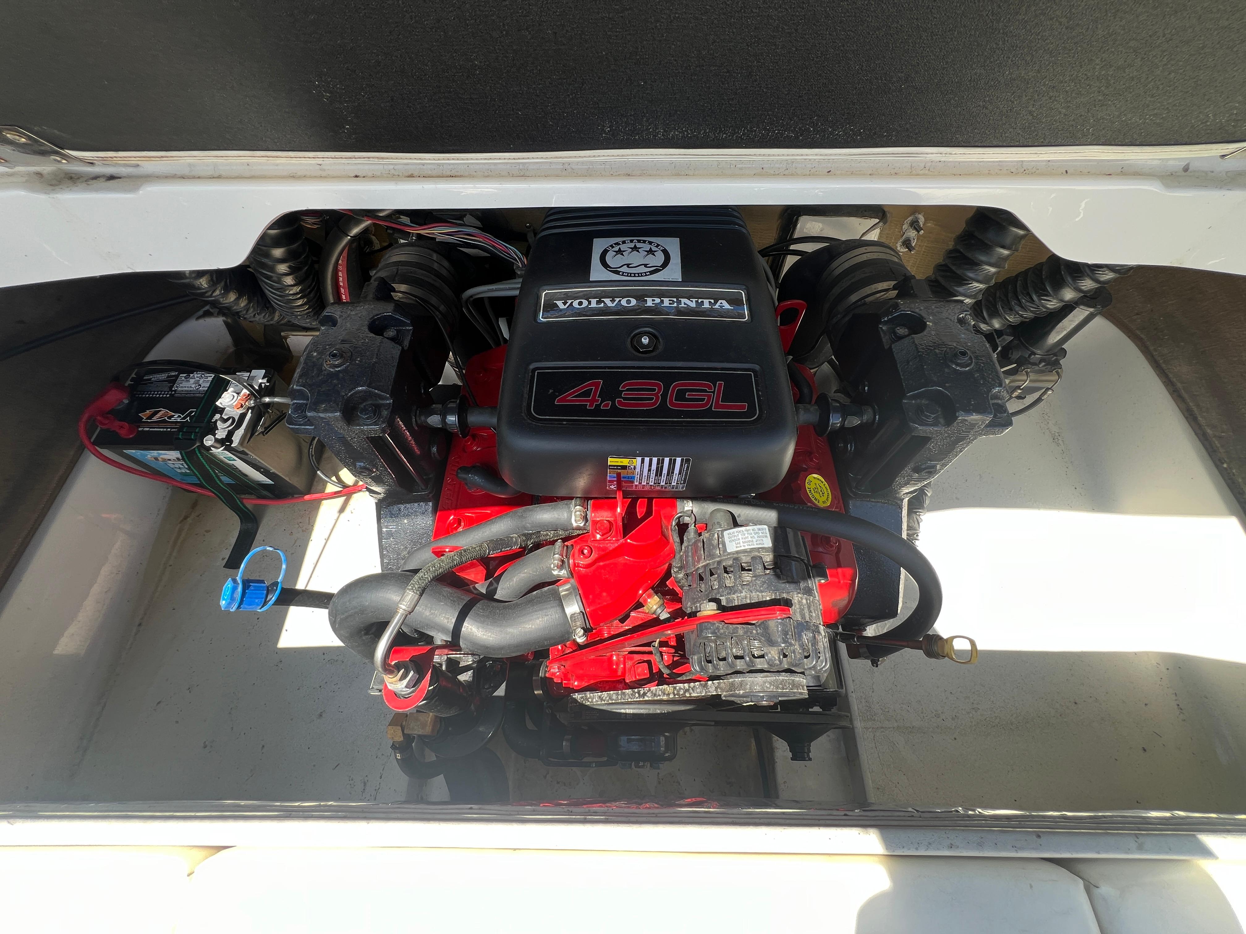 2005 Larson Senza186 W/11 - 18