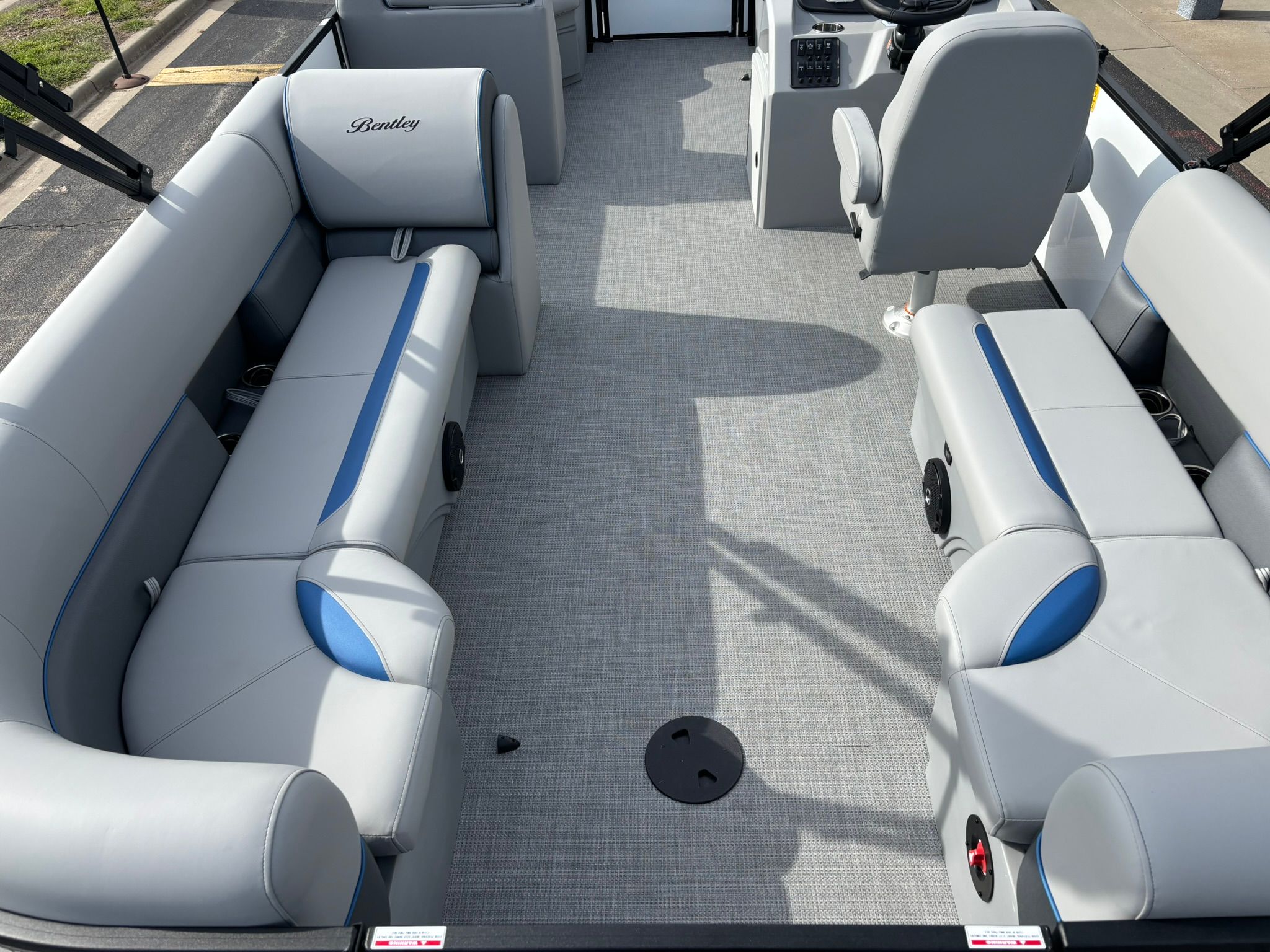 2027 Bentley Pontoons 223 Bolt - 30
