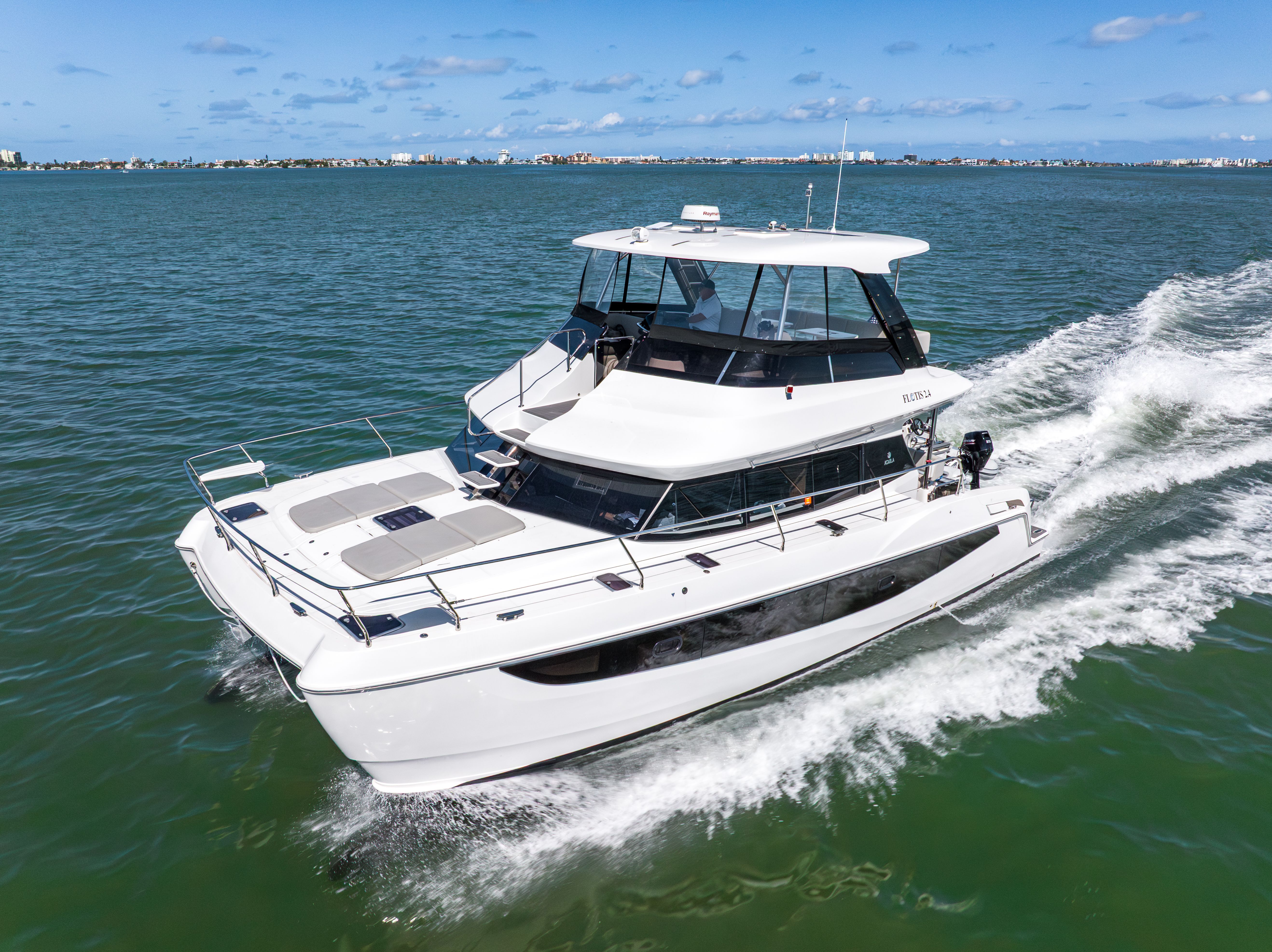 2025 Aquila 42 Yacht