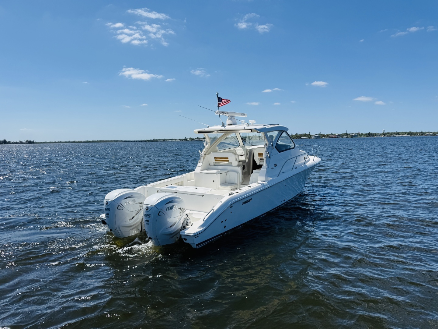 2021 Pursuit OS 355 - Image 7