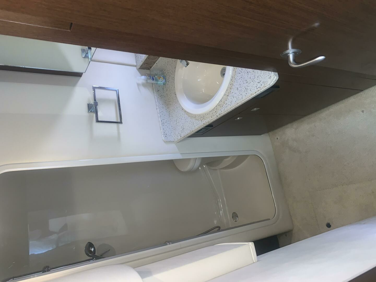 2011 Cruisers Yachts 420 Sports Coupe - Image 33
