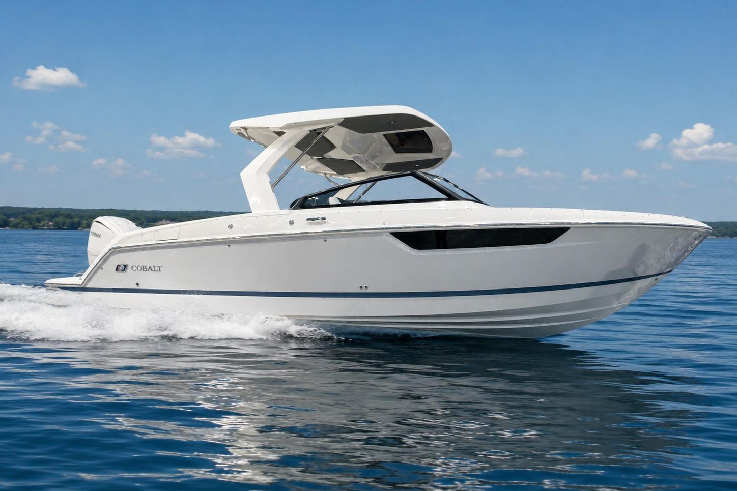 2026 Cobalt R31 Outboard