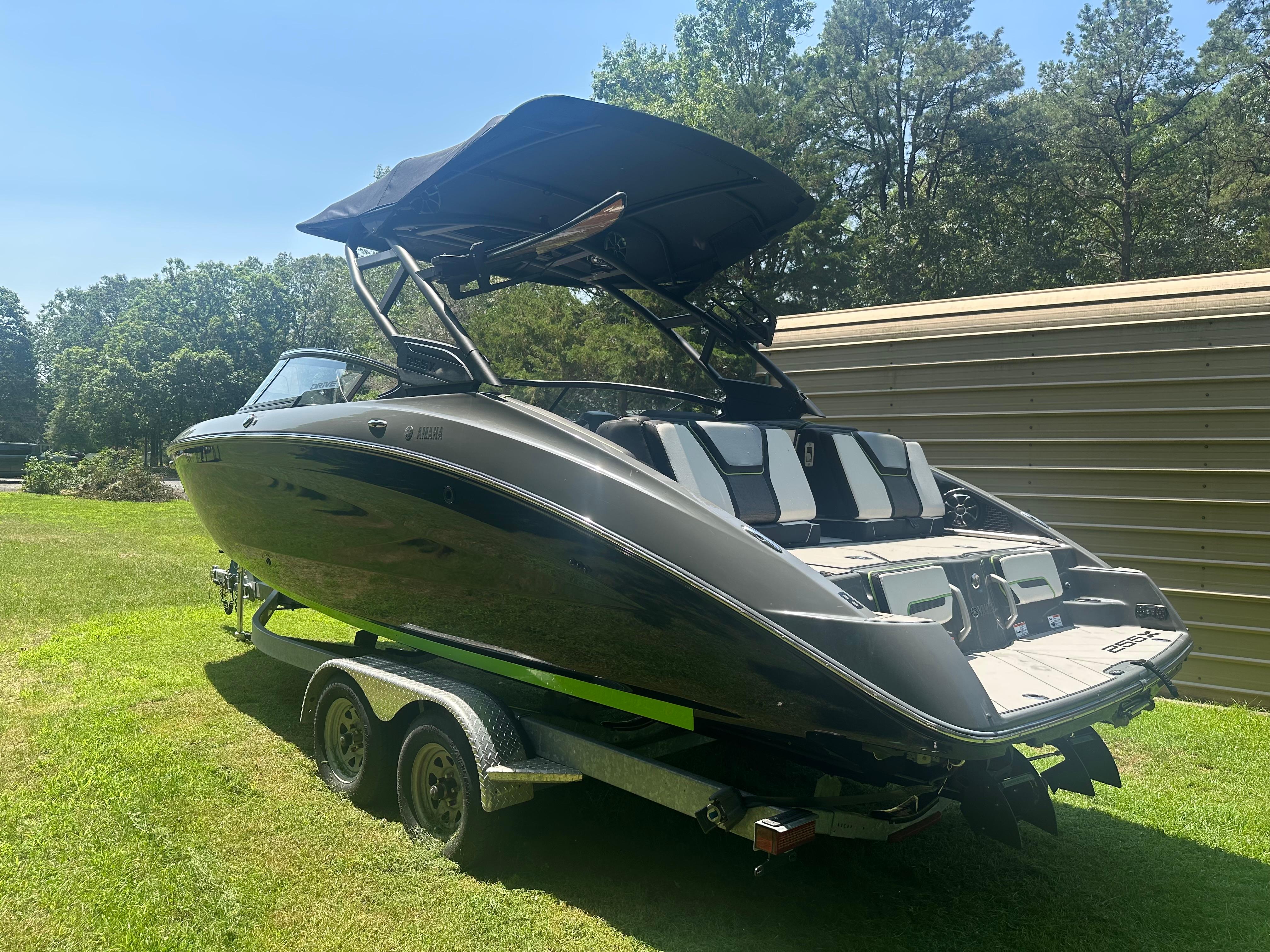 2021 Yamaha Boats 255XD