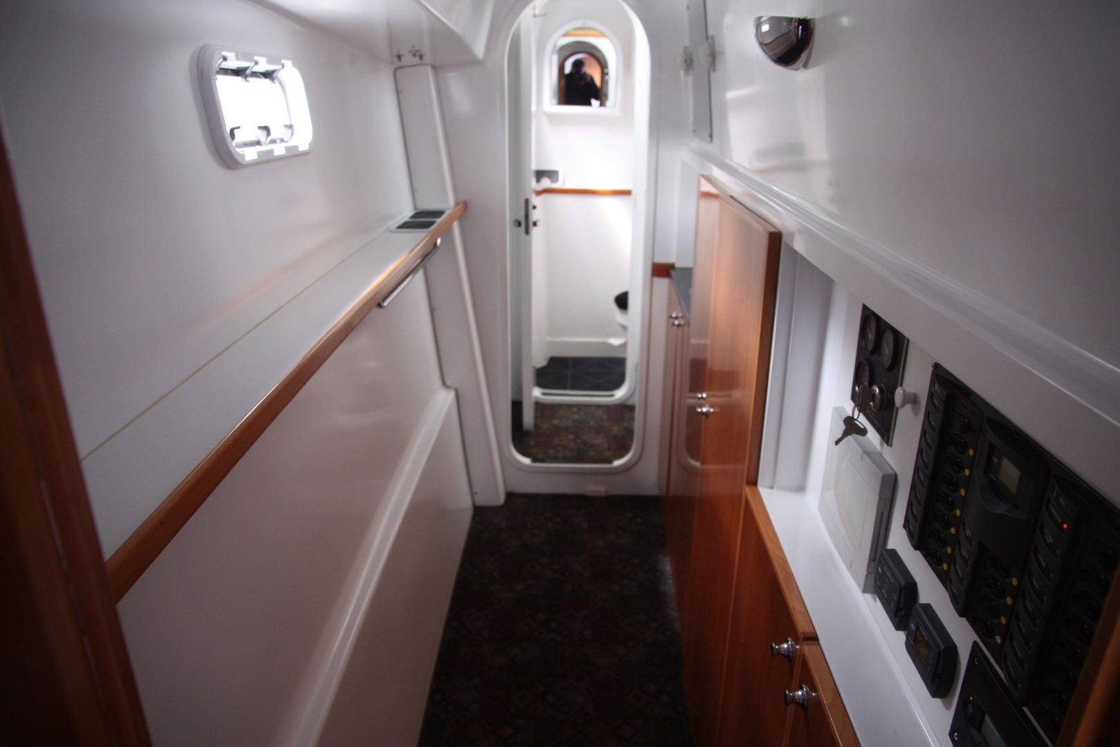 2004 Custom TLD Custom Power Cat - Image 12