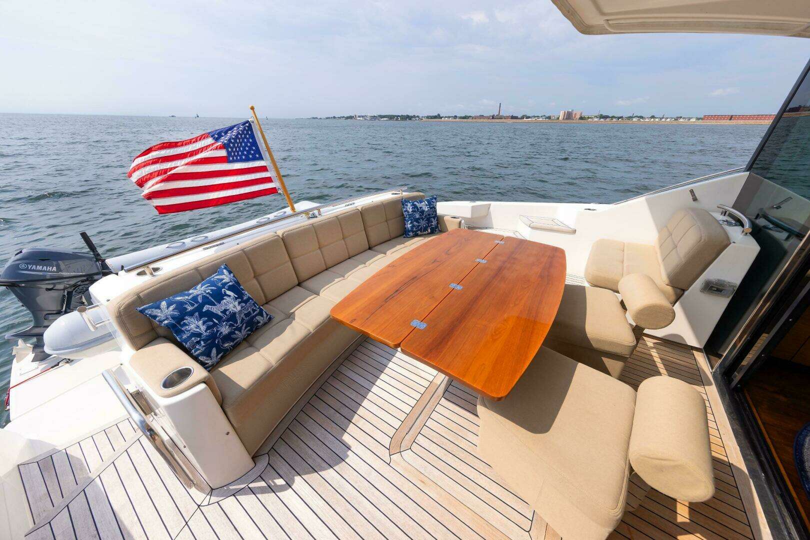 2014 Tiara Yachts 5000 Express - Image 2