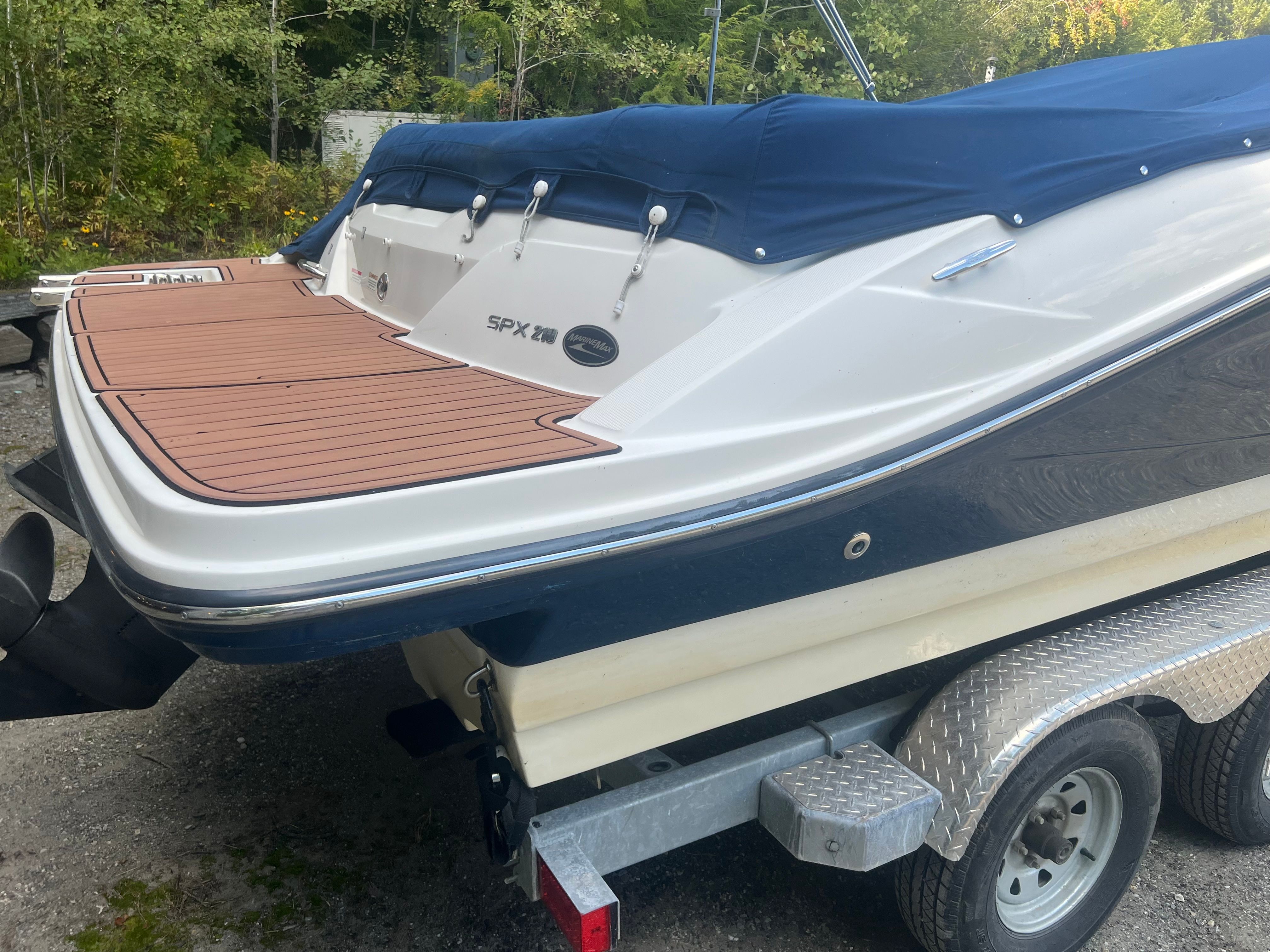 2018 Sea Ray SPX 210 - 15