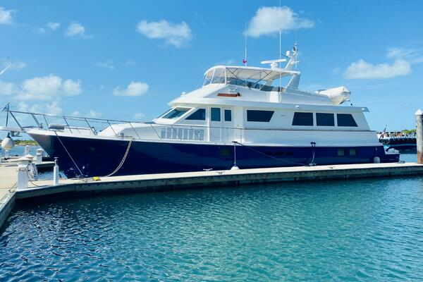 1994 Hatteras 70 Cockpit Motor Yacht