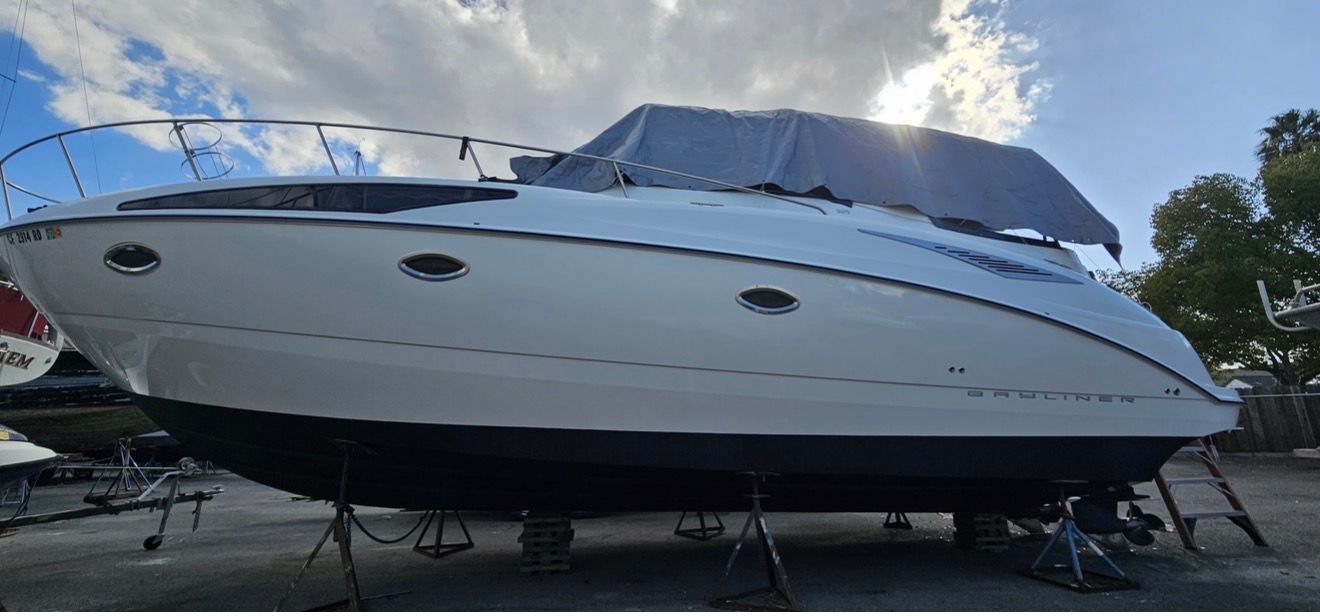 2005 Bayliner 325 - 2
