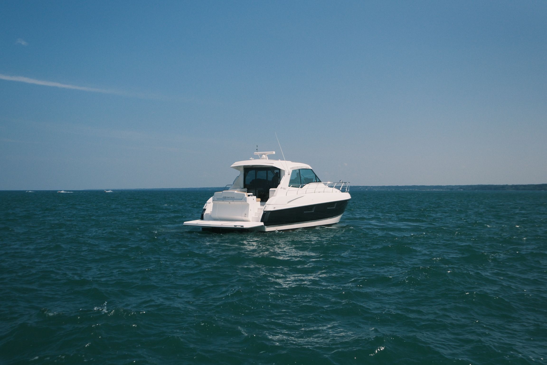 2015 Cruisers Yachts 48 Cantius - 25