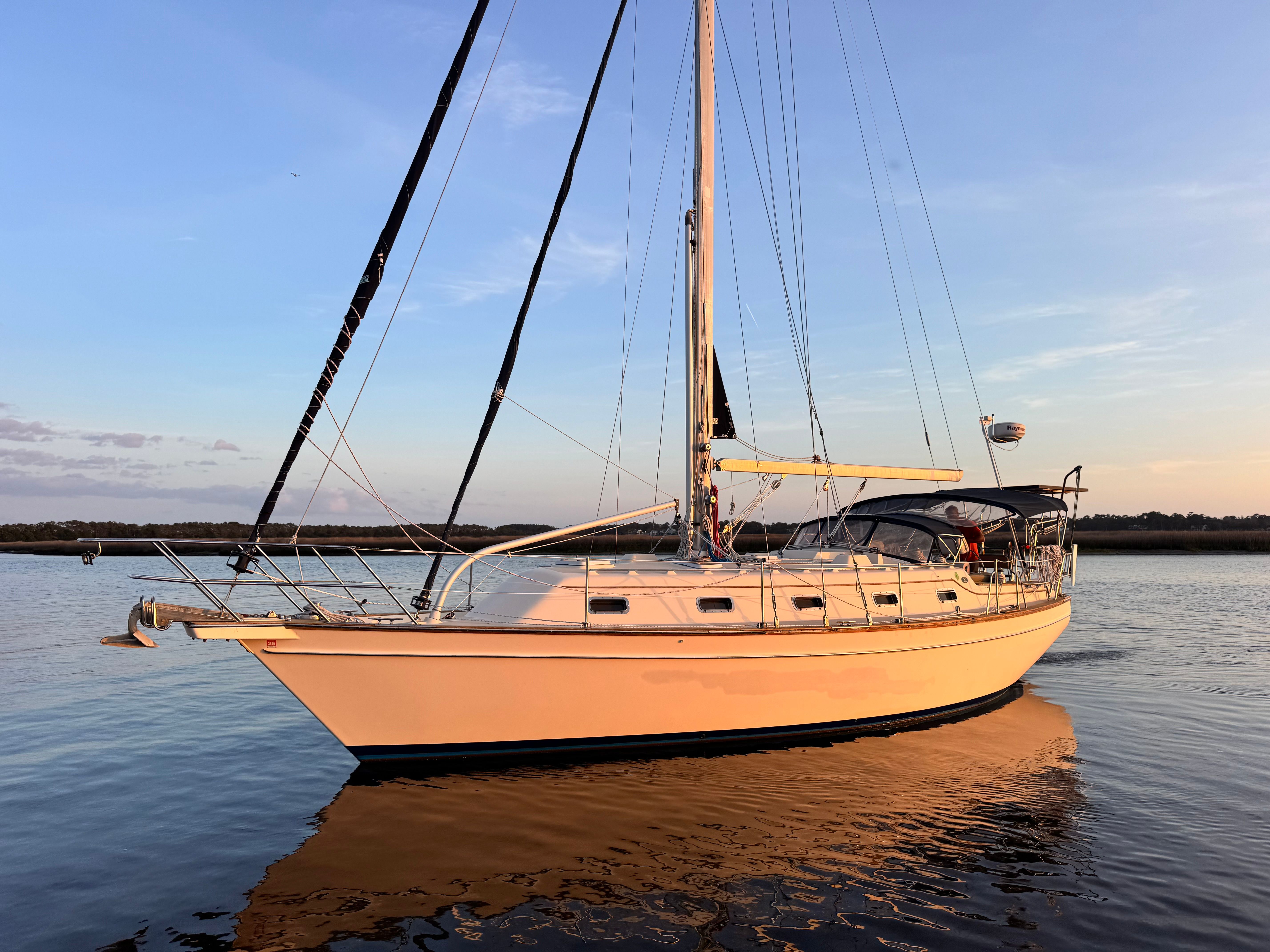 2001 Island Packet 380