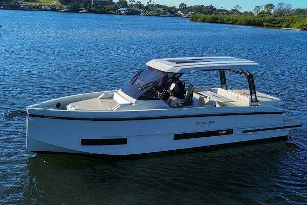 2026 De Antonio Yachts D32
