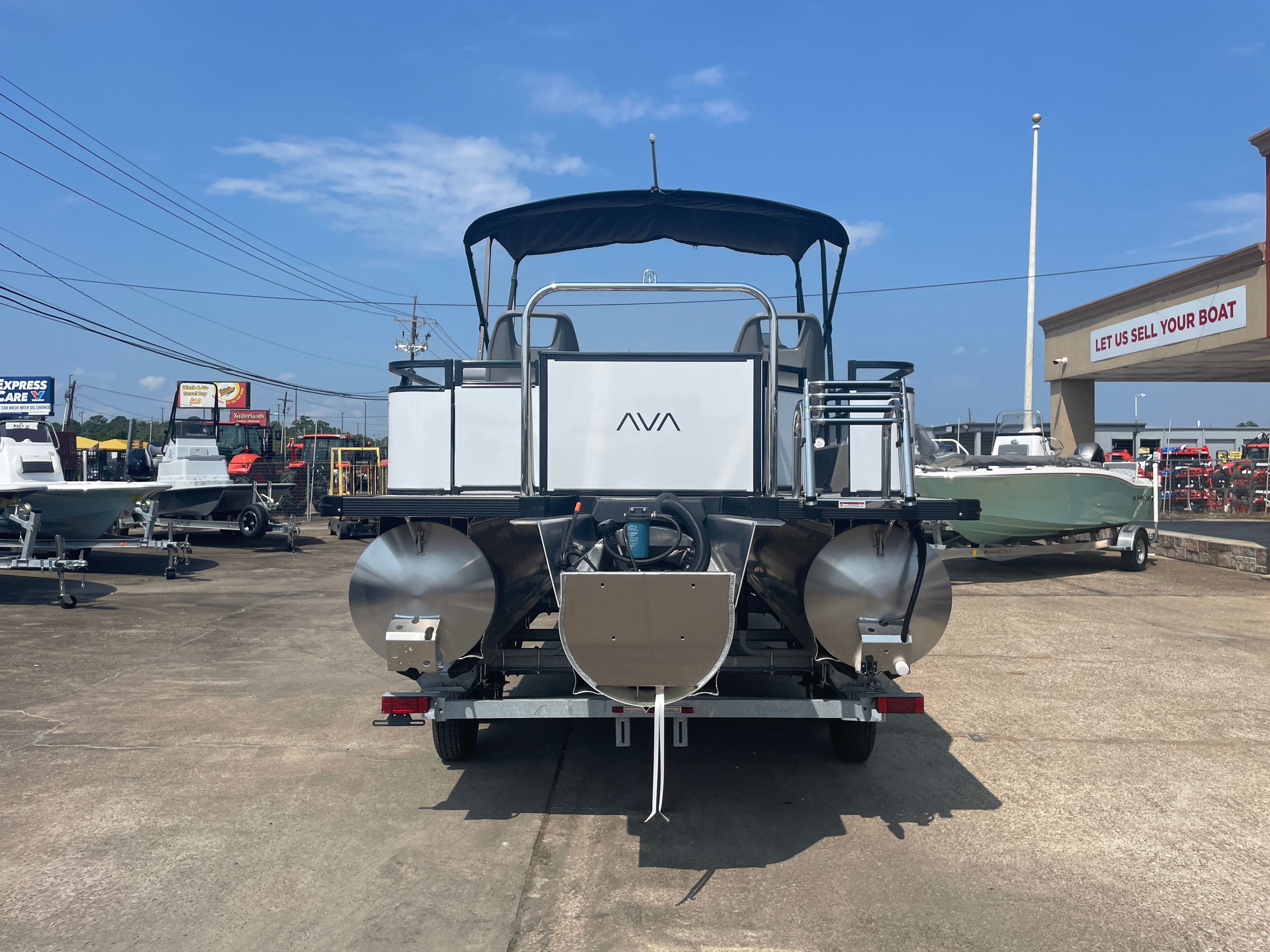 2025 Avalon Venture 85 Quad Fish - 23' - 9
