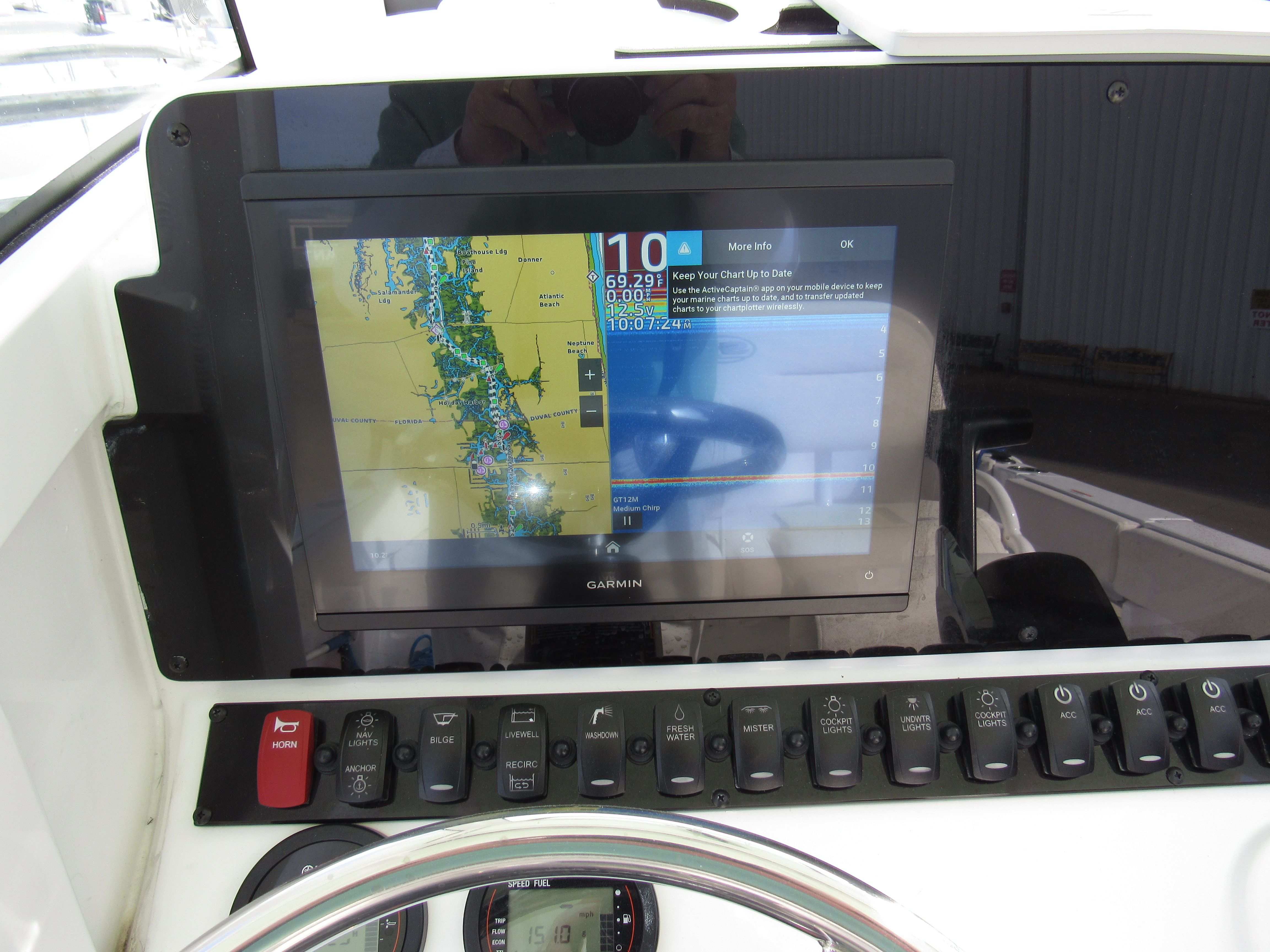 2025 Sea Hunt 235SE - 10