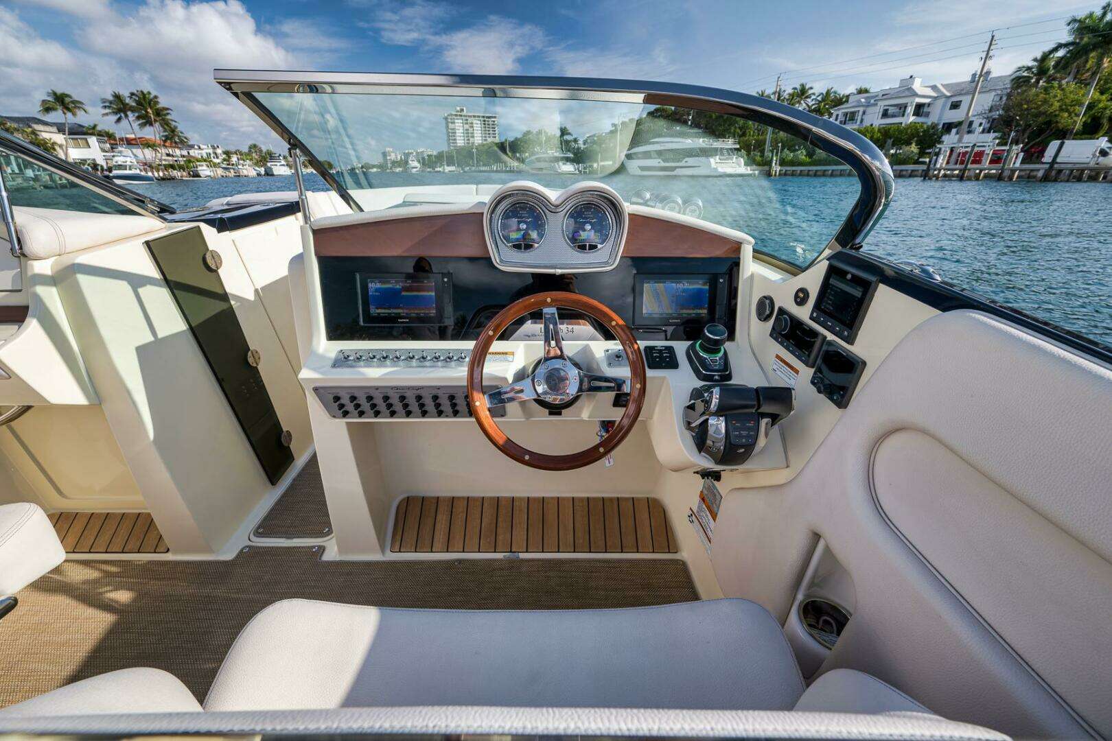 2021 Chris-Craft 34 Launch - Image 2