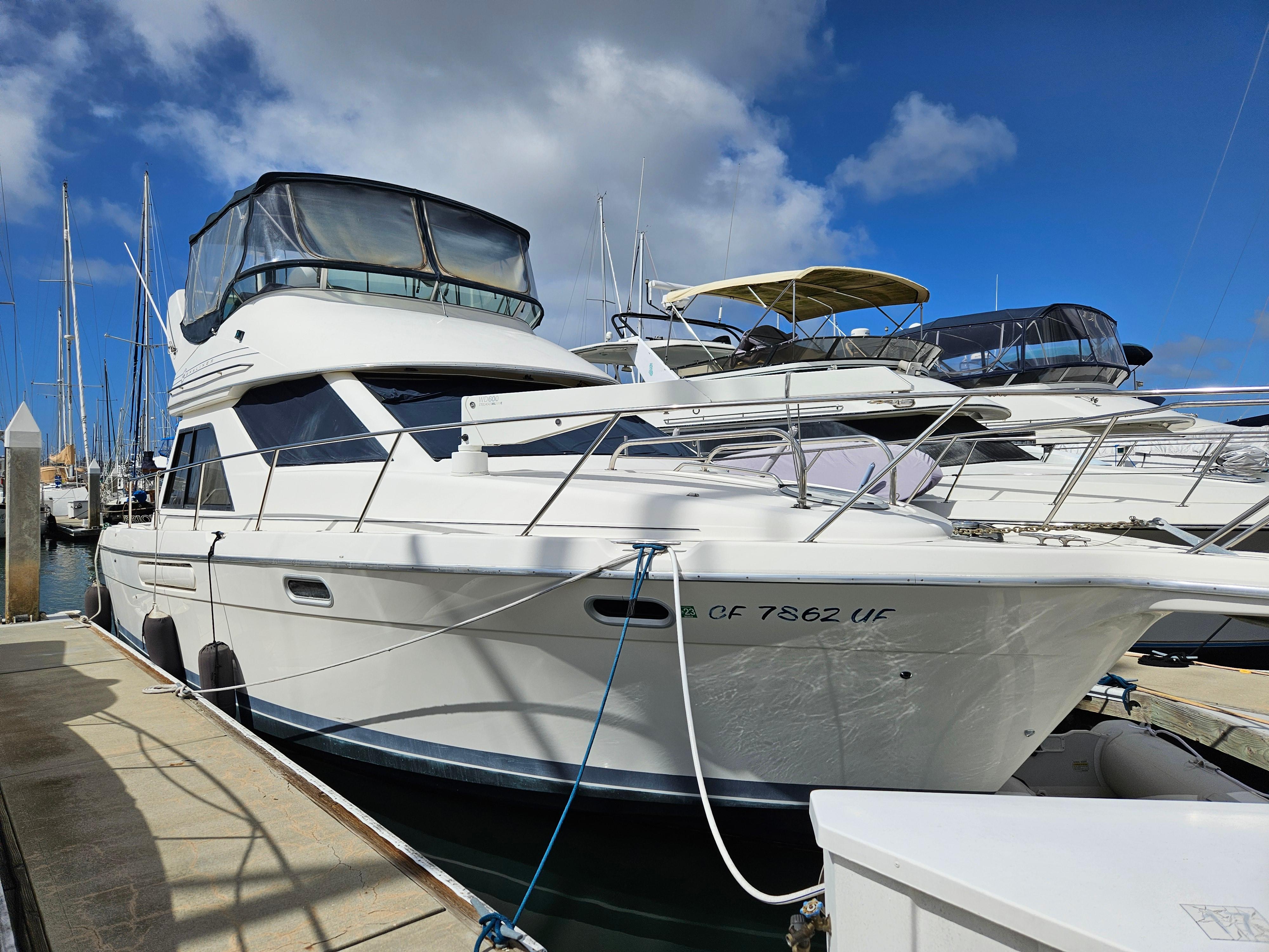 1997 Bayliner 3788 Command Bridge Motoryacht
