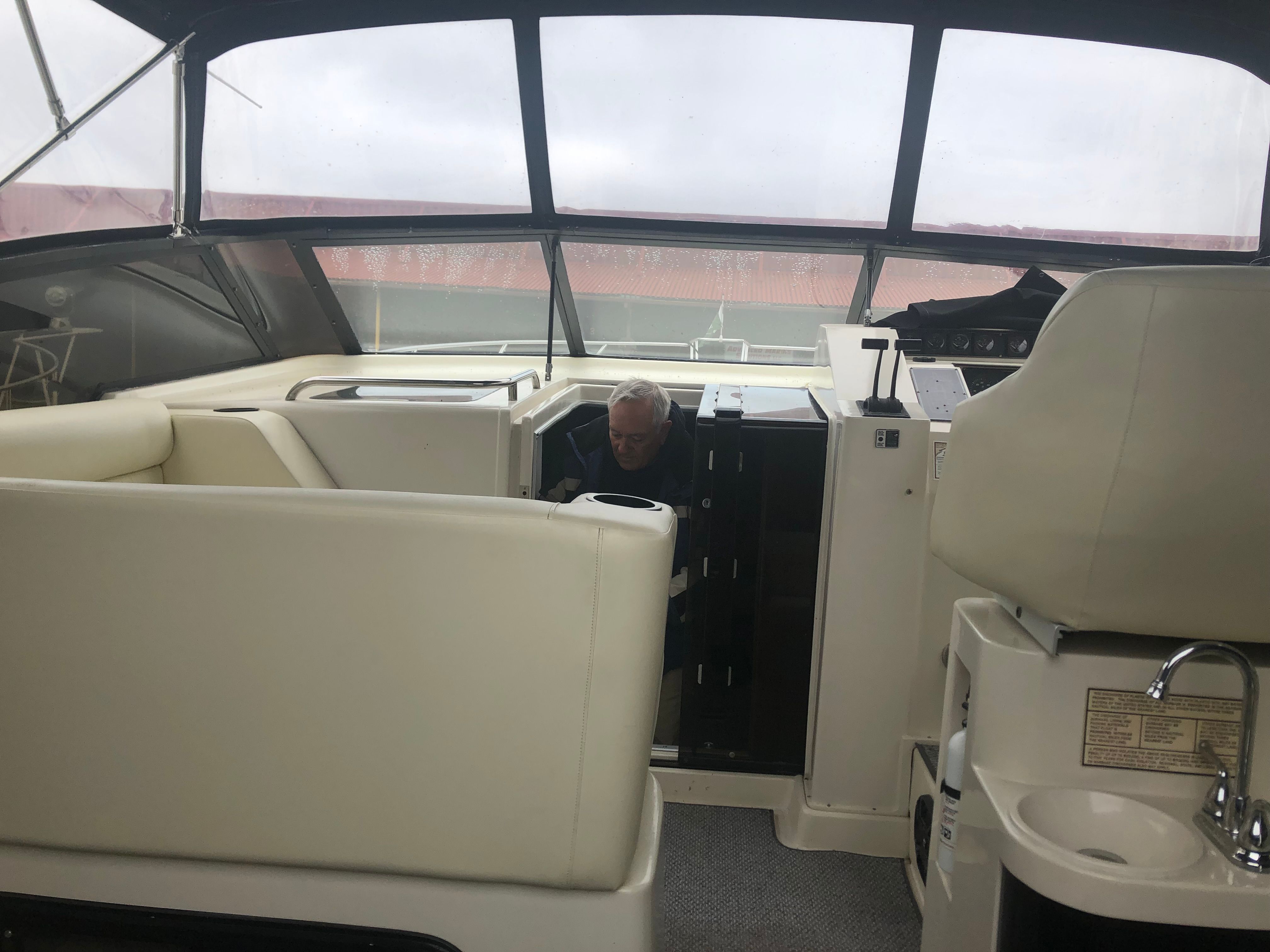 1989 Silverton 34 Express - 18