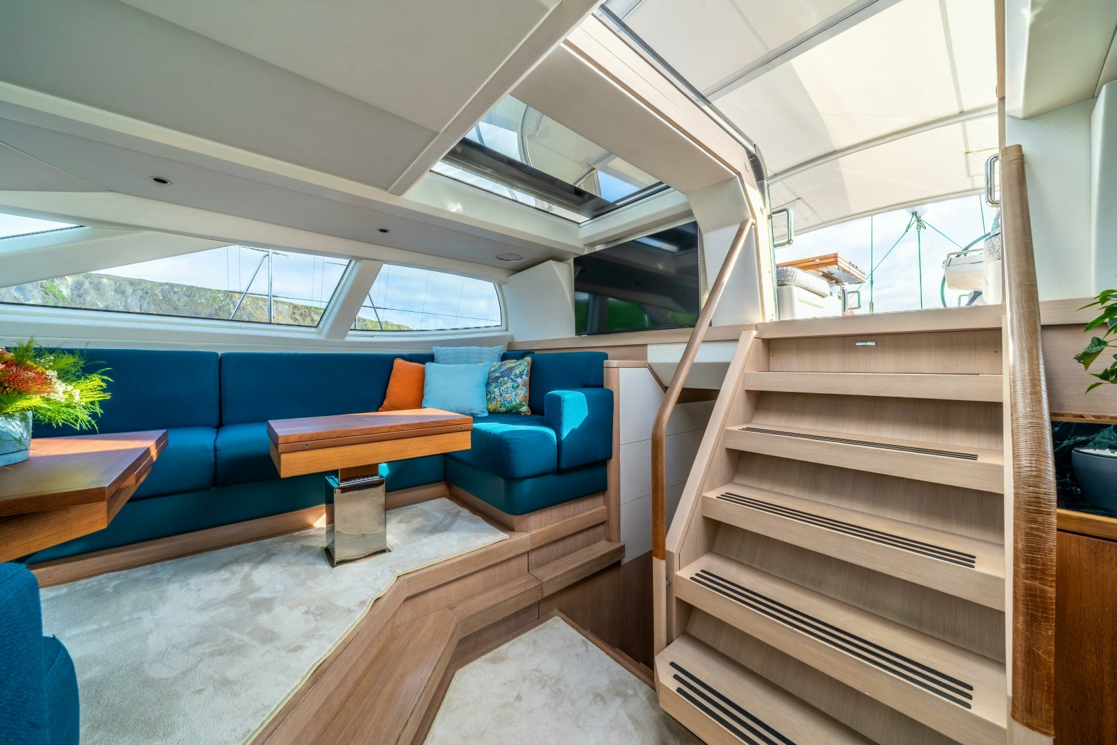 2013 Oyster Yachts Oyster 885 - Image 25