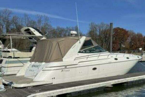 2001 Cruisers 4270