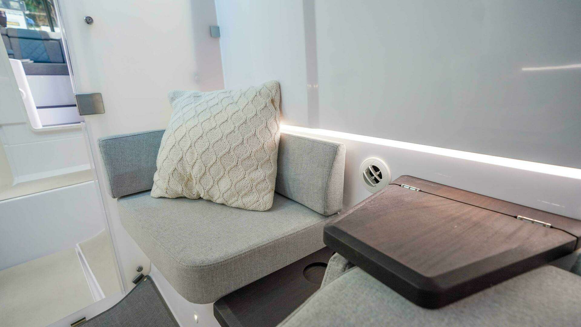 2024 Axopar 37 XC Cross Cabin - Image 29