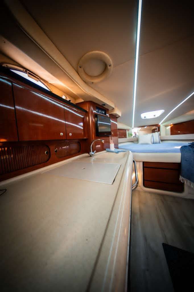 2004 Sea Ray Sundancer - 7